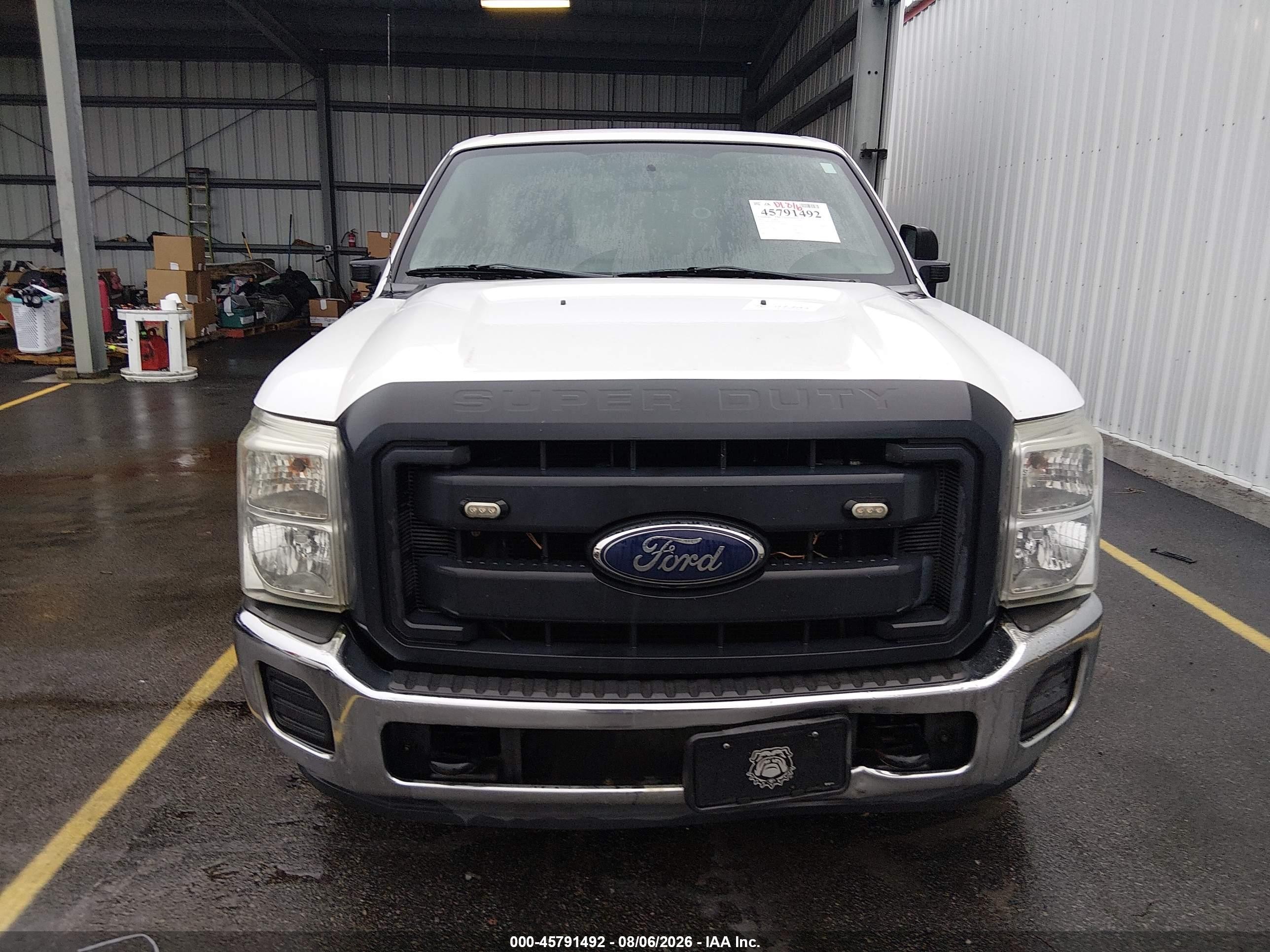 2013 Ford F-250 Xl White vin: 1FTBF2A6XDEB27613