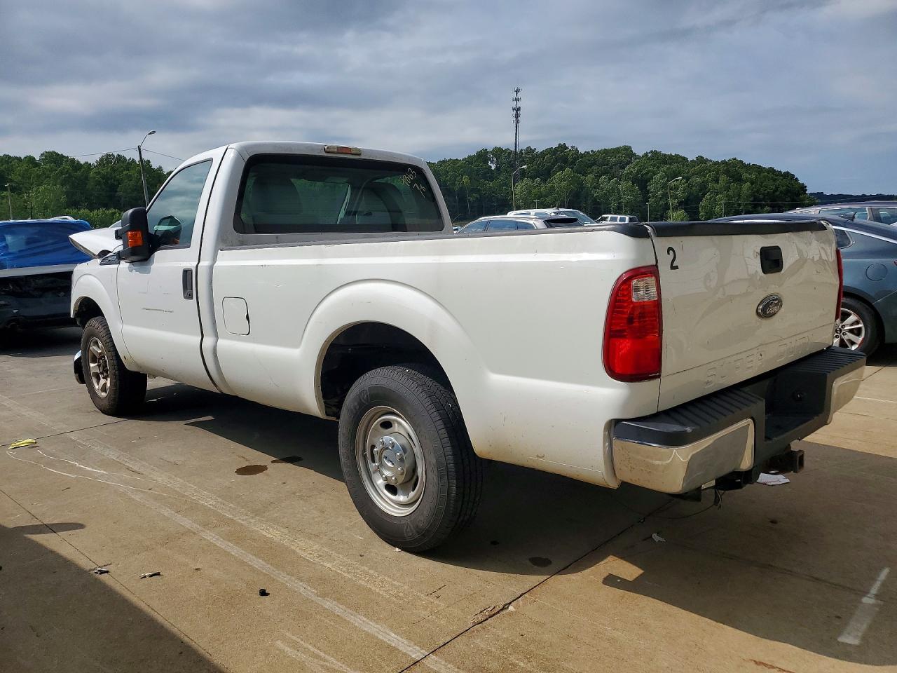 2014 Ford F250 Super Duty White vin: 1FTBF2A6XEEB69863