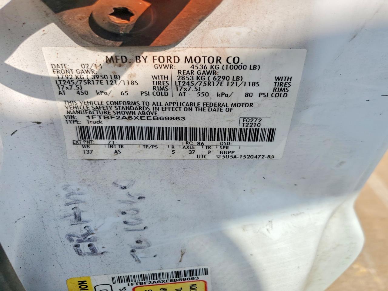 2014 Ford F250 Super Duty White vin: 1FTBF2A6XEEB69863