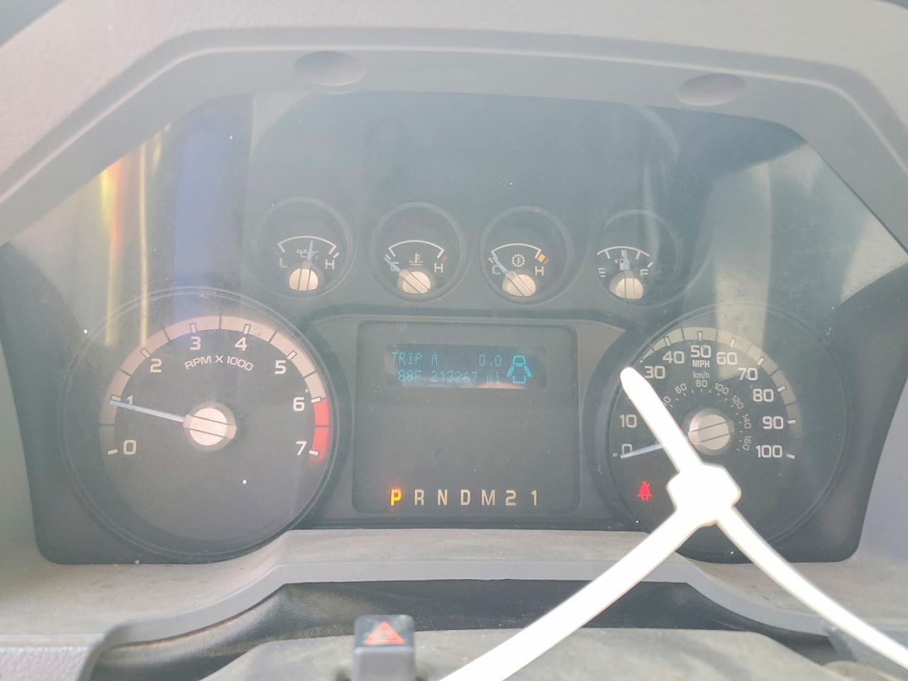 2014 Ford F250 Super Duty White vin: 1FTBF2A6XEEB69863