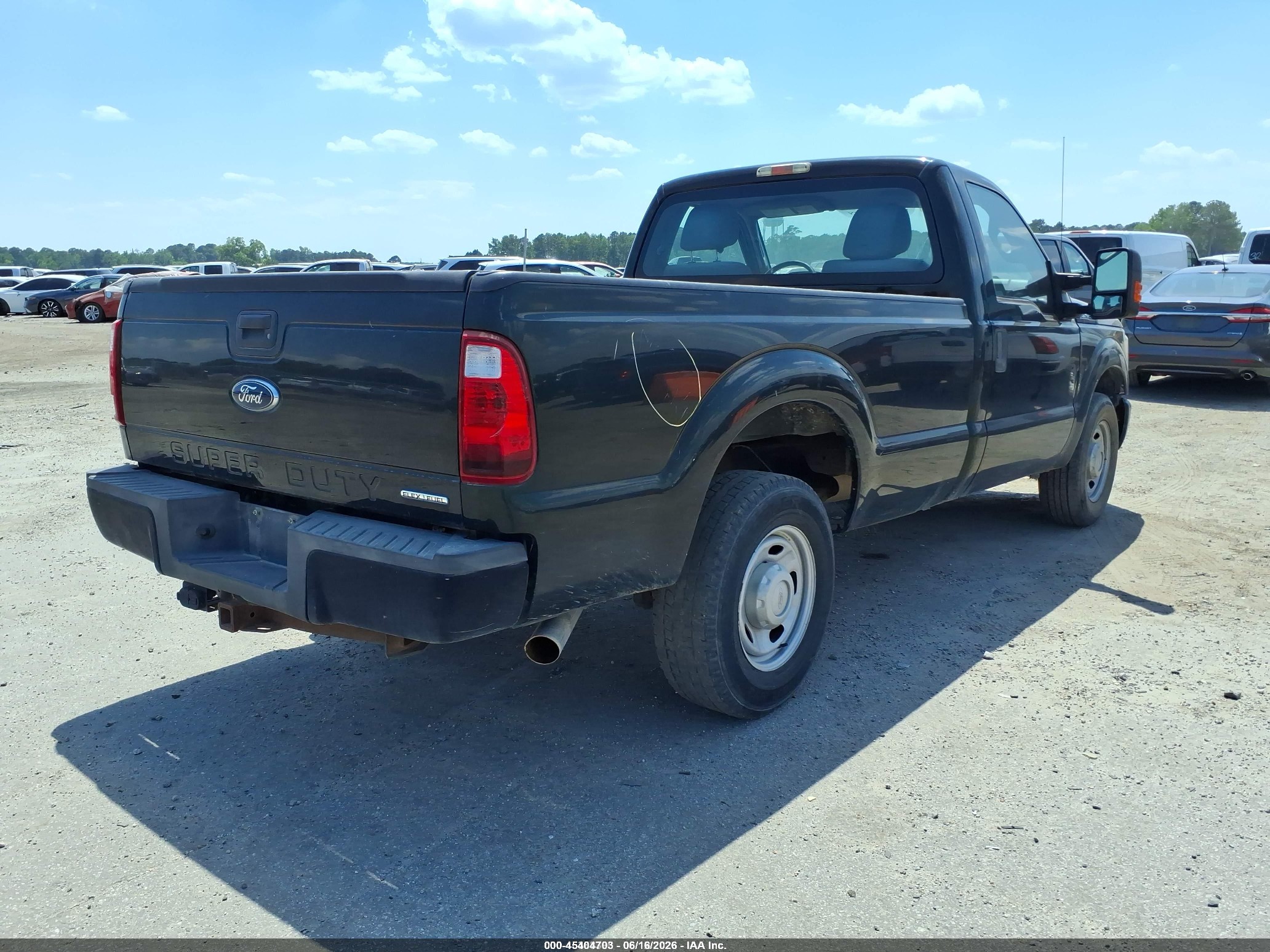 2015 Ford F-250 Xl Green vin: 1FTBF2A6XFEA24419