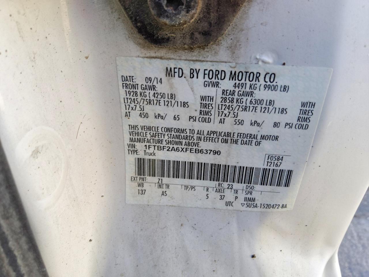 2015 Ford F250 Super Duty White vin: 1FTBF2A6XFEB63790