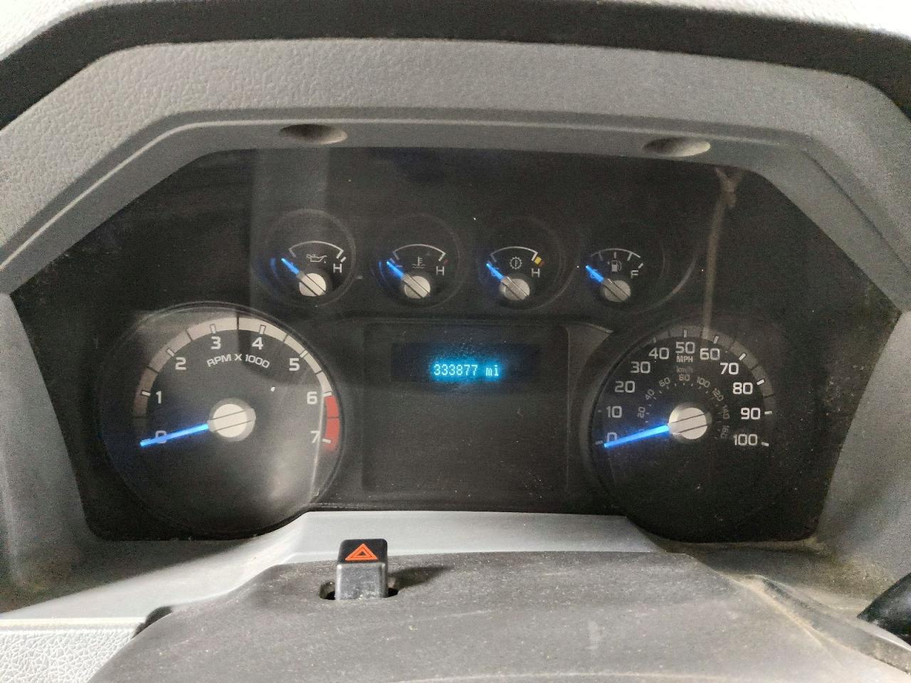 2015 Ford F250 Super Duty White vin: 1FTBF2A6XFEB63790
