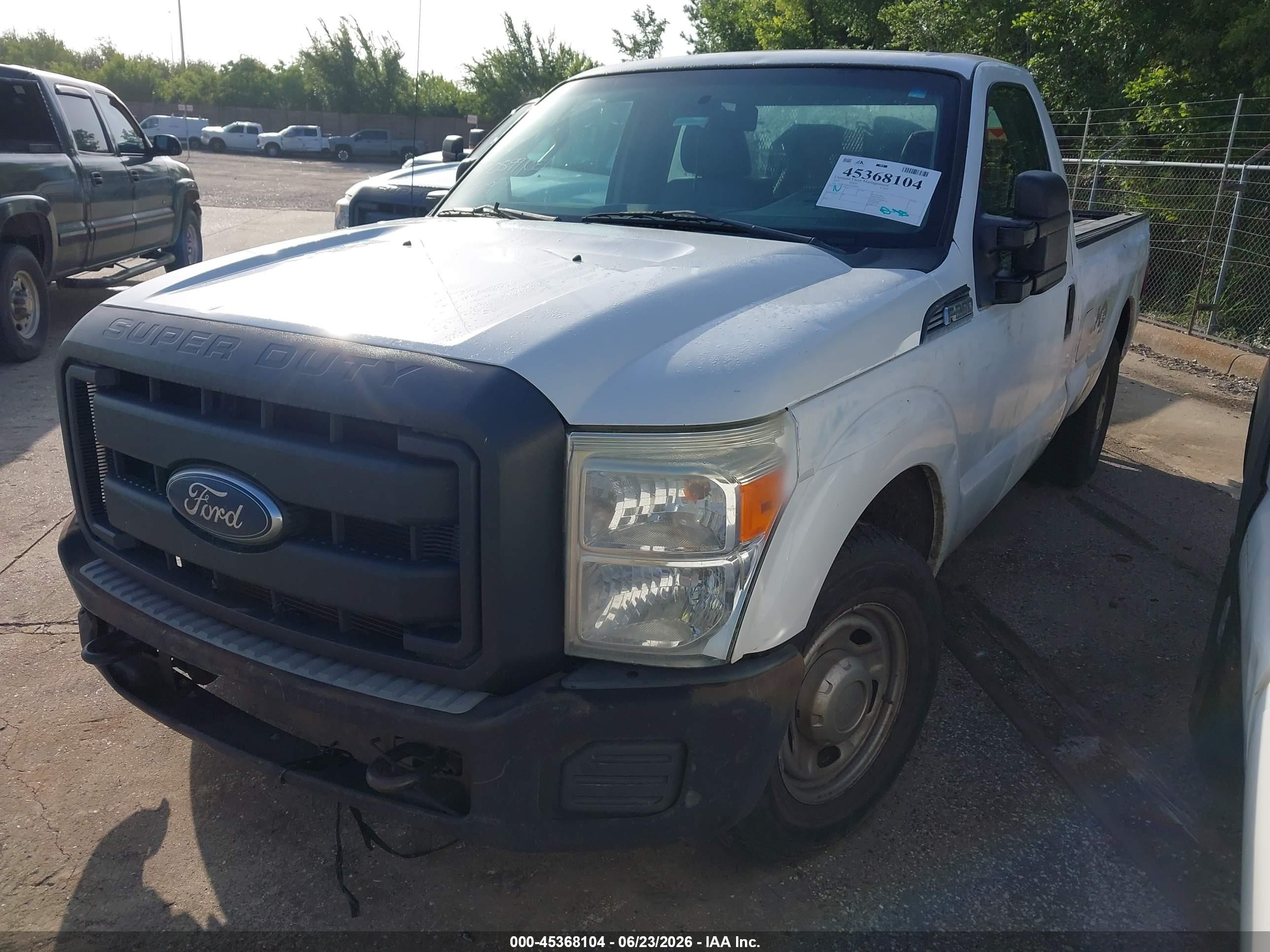 2015 Ford F-250 Xl/xlt White vin: 1FTBF2A6XFED56845