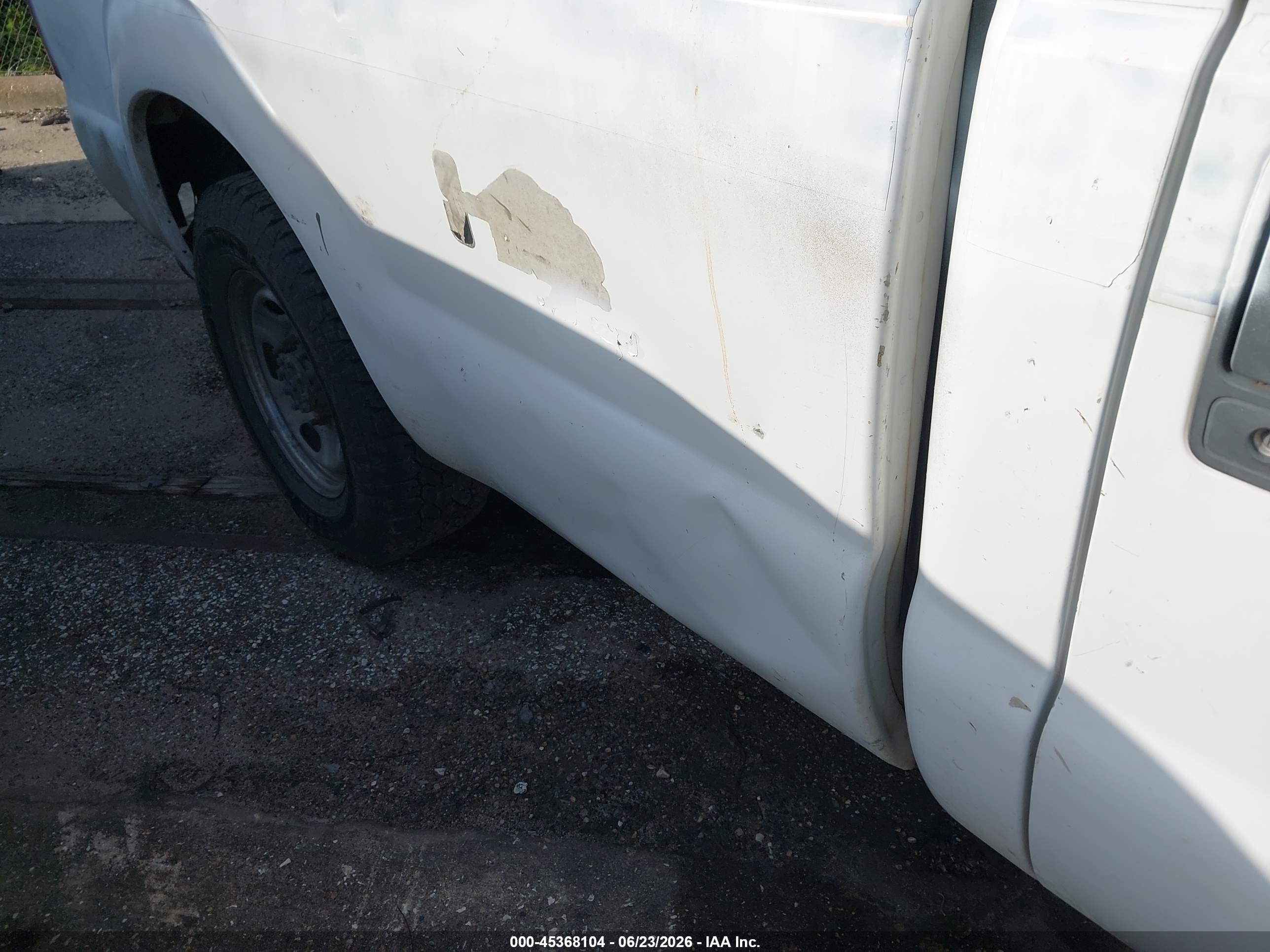 2015 Ford F-250 Xl/xlt White vin: 1FTBF2A6XFED56845