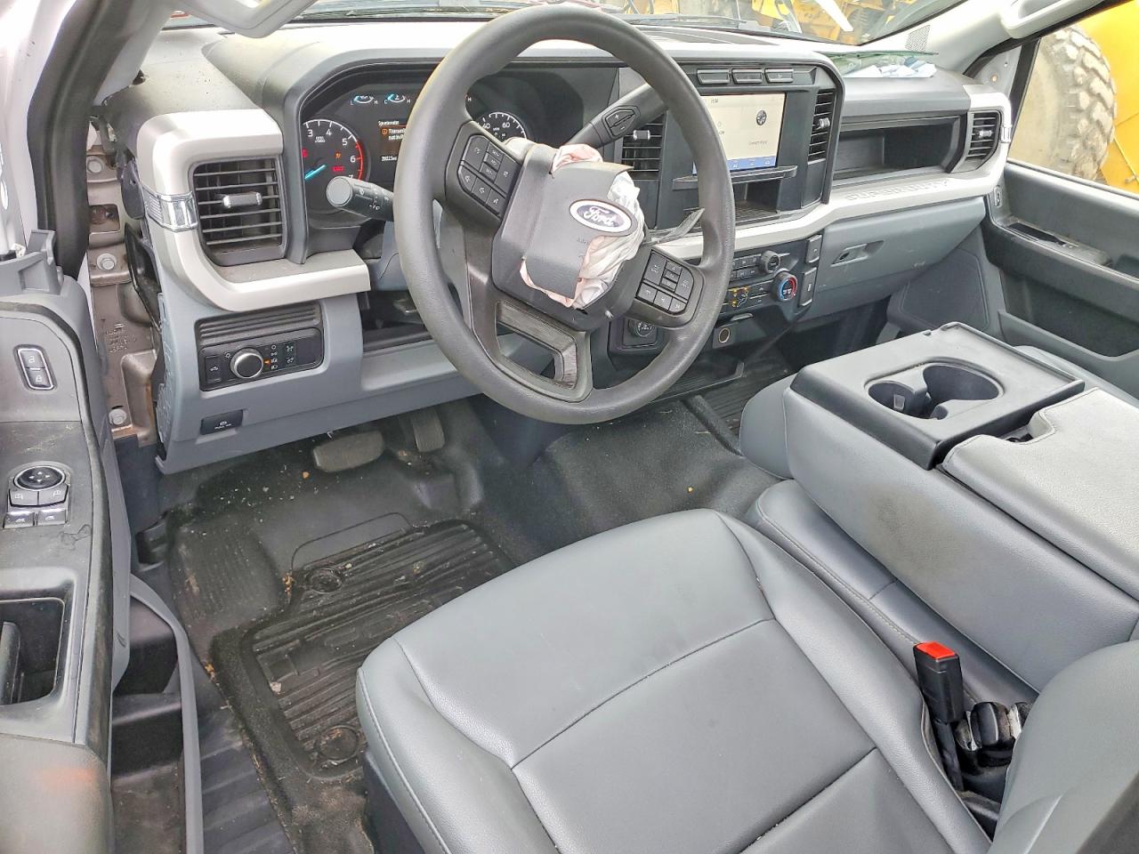 2023 Ford F250 Super Duty Yellow vin: 1FTBF2AA0PED44595