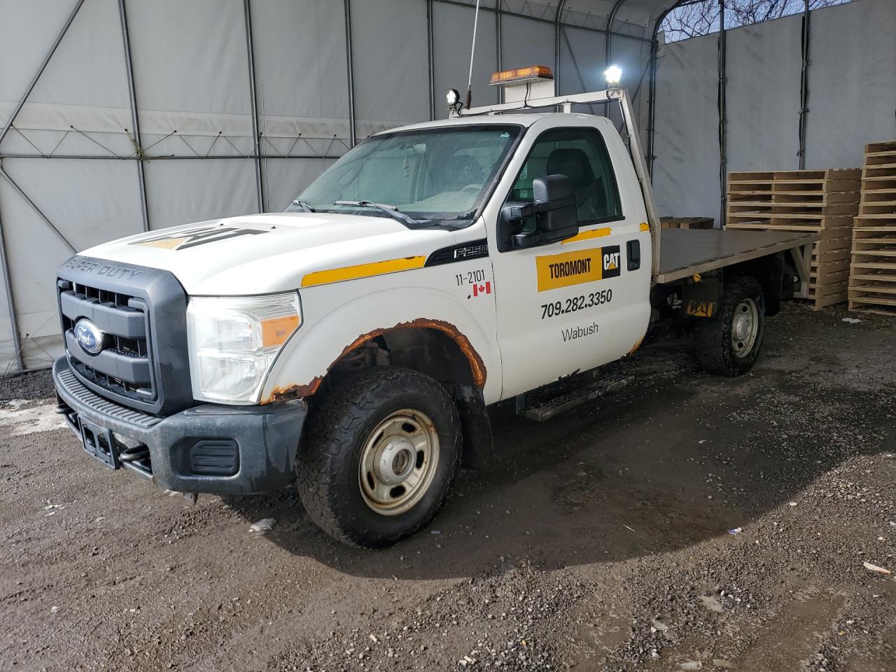 2011 Ford F250 Super Duty White vin: 1FTBF2B60BEC42720 Damage: Left Front Fender, Rust, Severe Damage