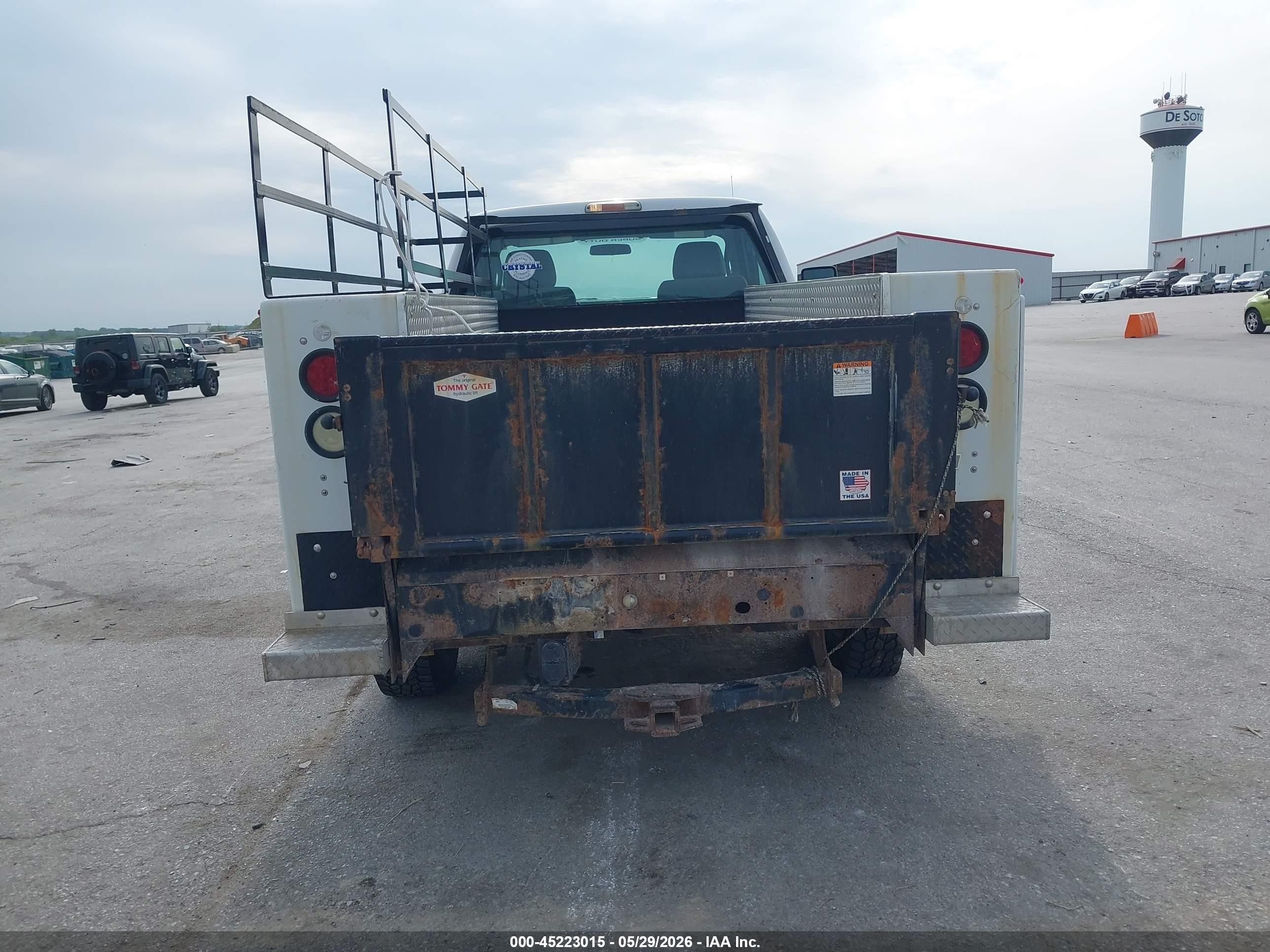 2013 Ford F-250 Xl White vin: 1FTBF2B60DEA09469