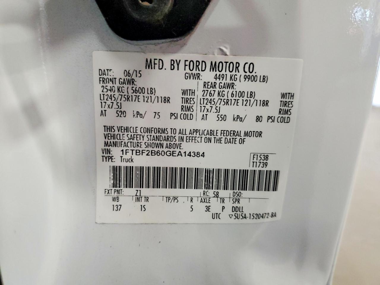 2016 Ford F250 Super Duty White vin: 1FTBF2B60GEA14384
