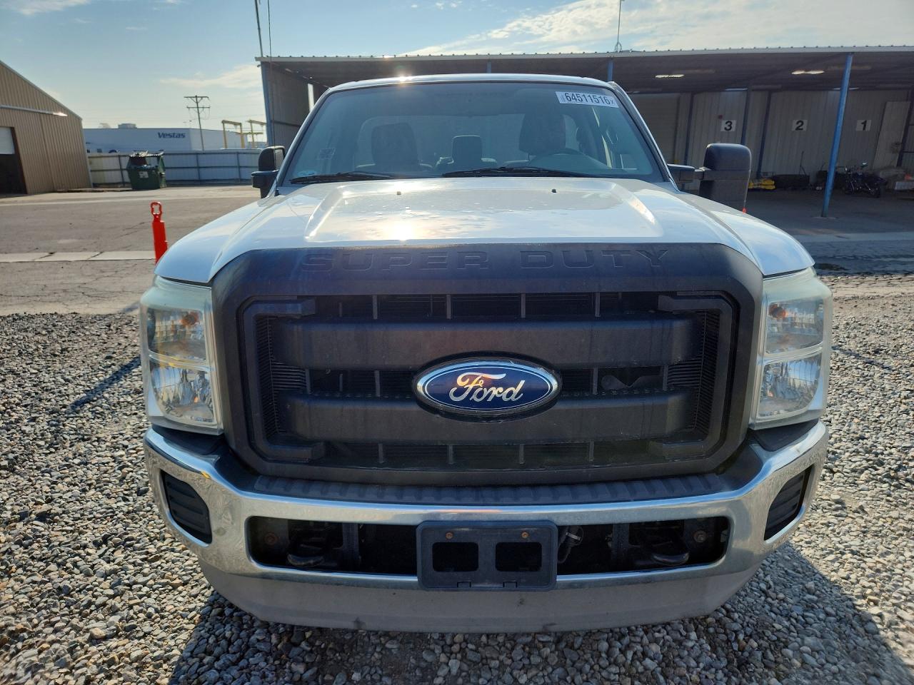 2011 Ford F250 Super Duty White vin: 1FTBF2B62BEB76686