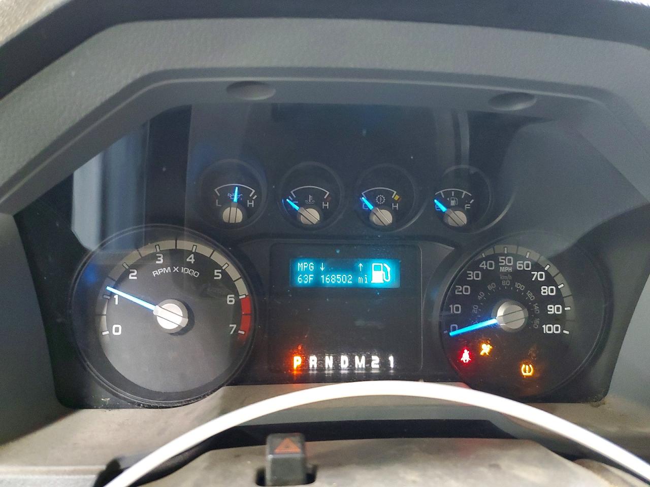 2011 Ford F250 Super Duty White vin: 1FTBF2B63BEB26721