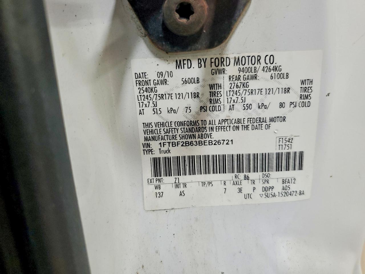 2011 Ford F250 Super Duty White vin: 1FTBF2B63BEB26721