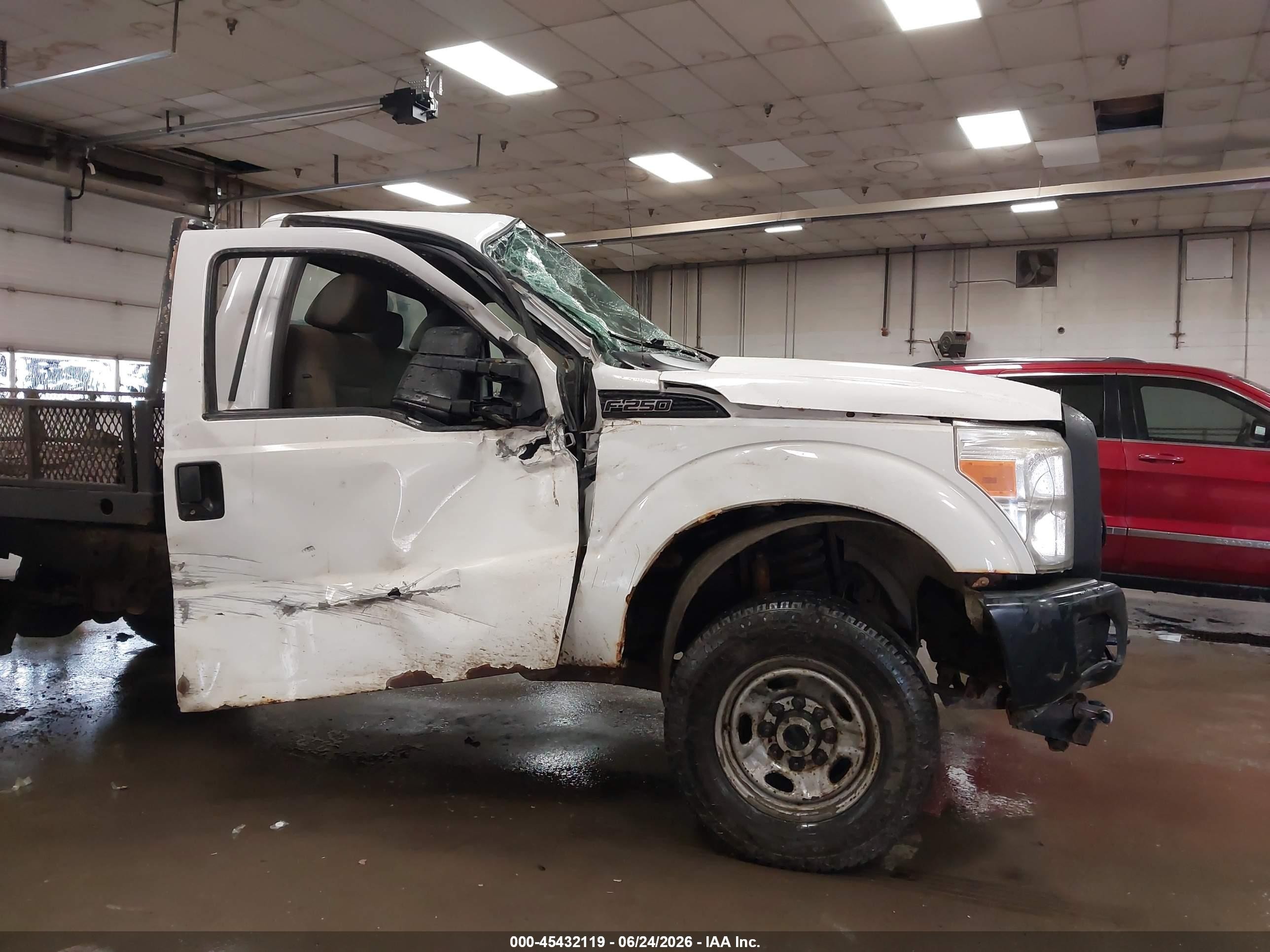 2012 Ford Super Duty F-250 Srw Xl White vin: 1FTBF2B63CEB03599