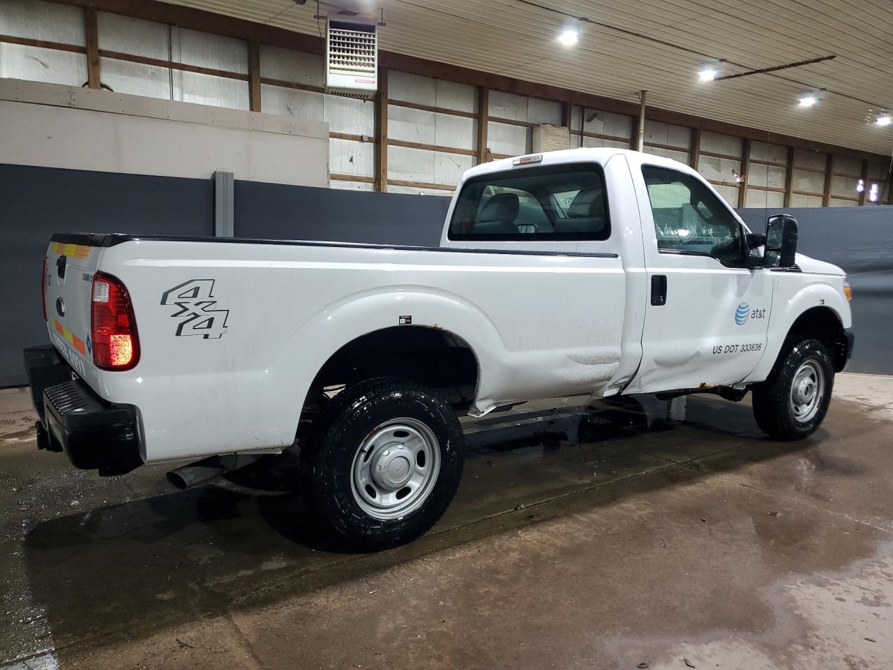 2013 Ford F250 Cng 4x4 Белый vin: 1FTBF2B63DEB82399 Damage: Right Cab Side, Dent(S) W/ Paint Dmg, 5 To 6 Inches