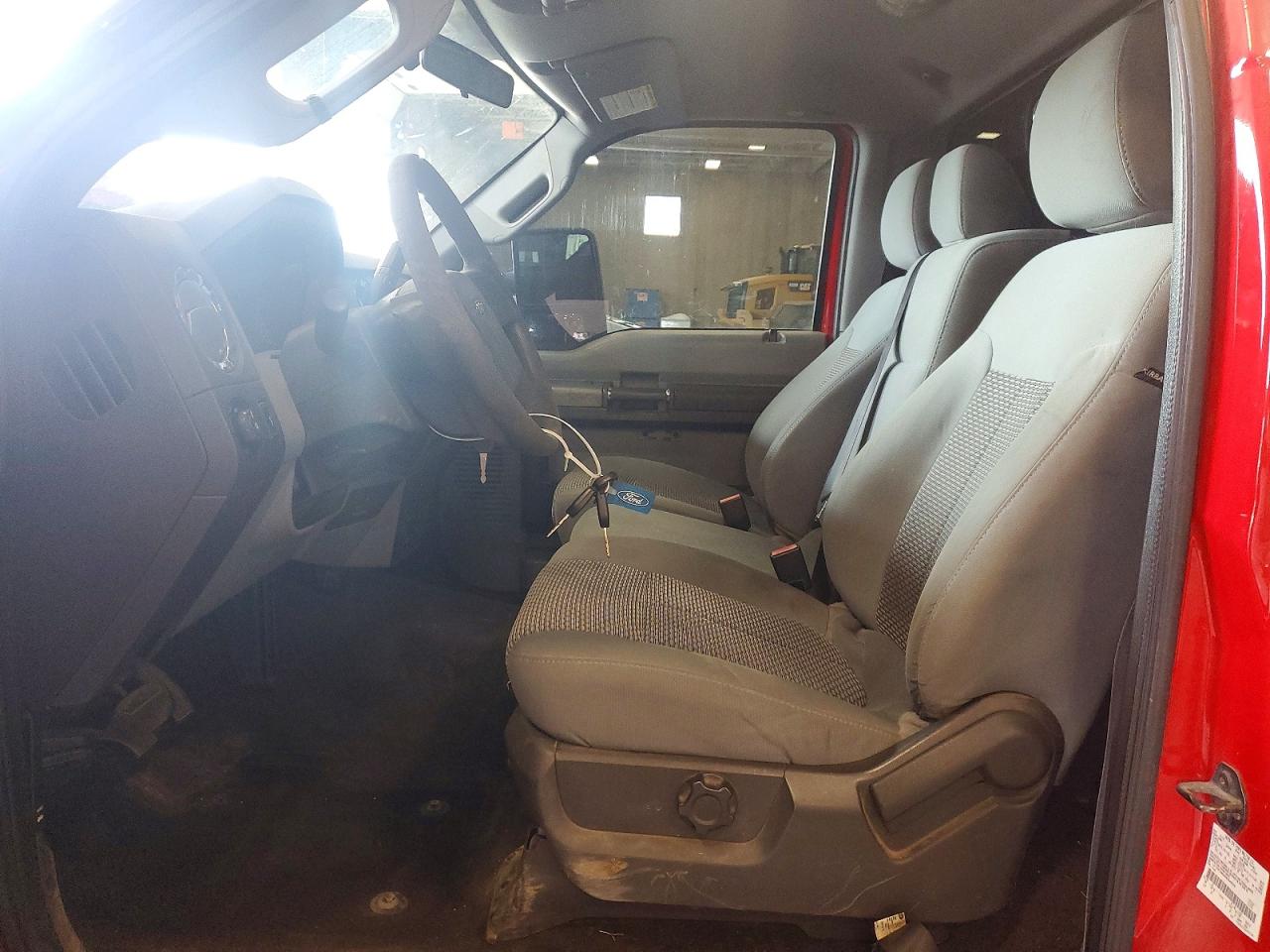 2011 Ford F250 Super Duty Red vin: 1FTBF2B66BEB40029