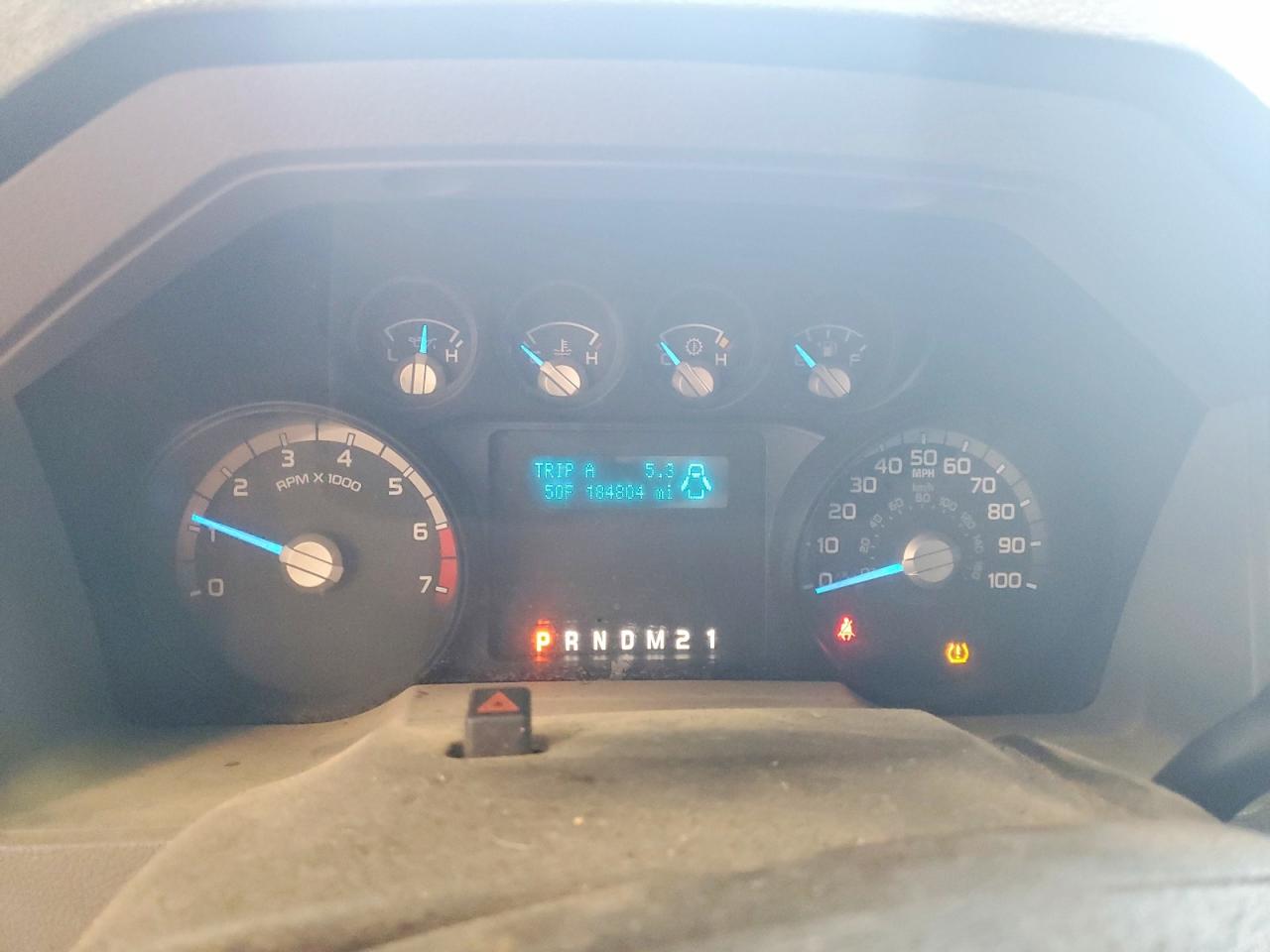 2011 Ford F250 Super Duty Red vin: 1FTBF2B66BEB40029