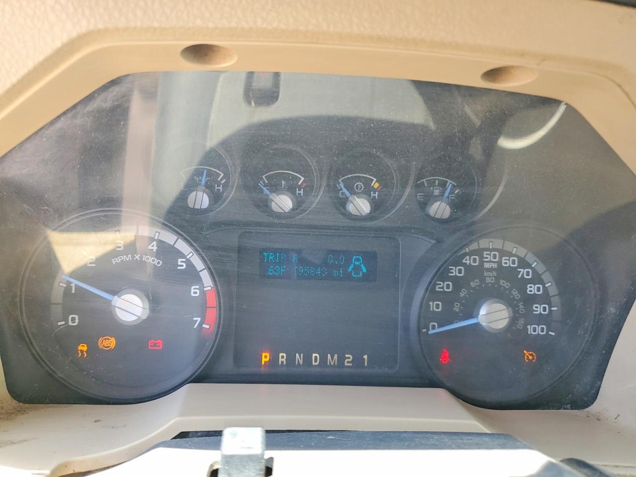 2011 Ford F250 Super Duty White vin: 1FTBF2B66BEC82588
