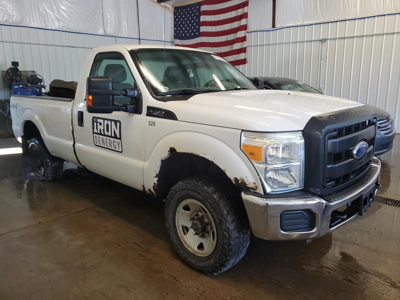 2011 Ford F250 Super Duty White vin: 1FTBF2B67BEC37529 Damage: Right Front Door, Rust, 2 To 3 Inches
