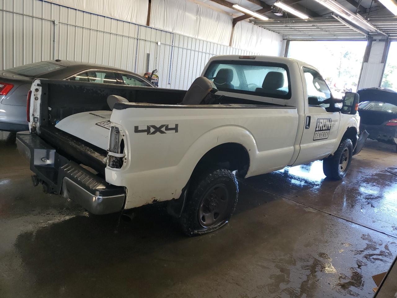 2011 Ford F250 Super Duty White vin: 1FTBF2B67BEC37529 Damage: Right Bed Side, Rust, > 12 Inches