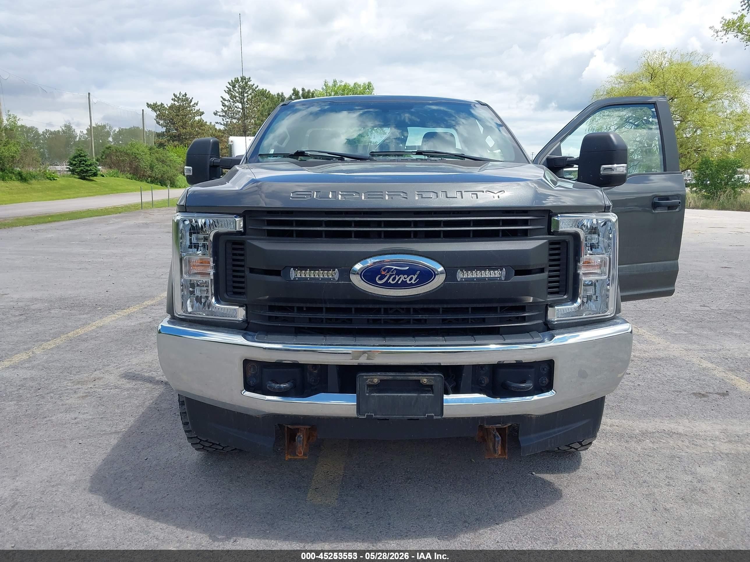 2019 Ford F-250 Xl Gray vin: 1FTBF2B67KED43740