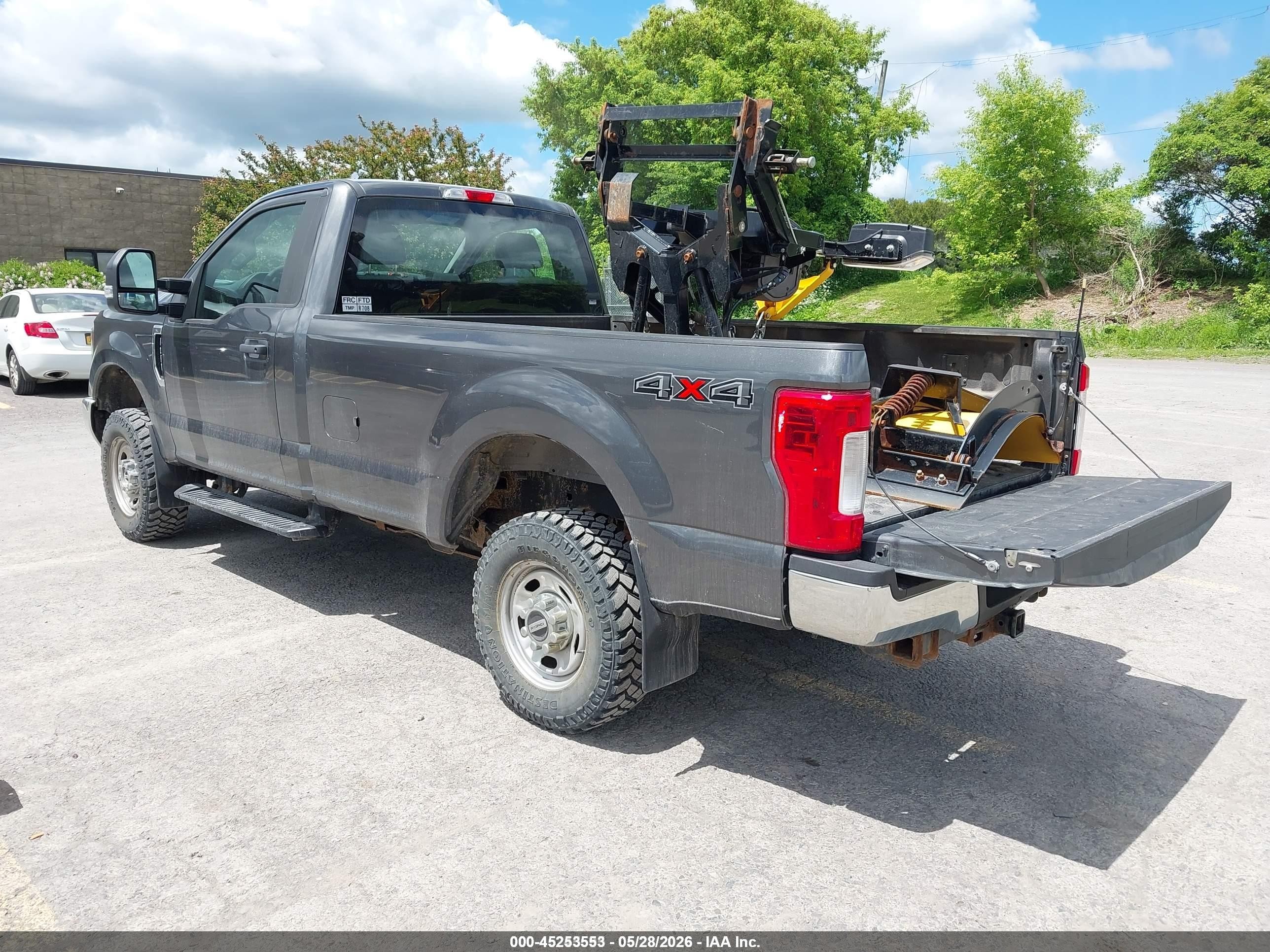 2019 Ford F-250 Xl Gray vin: 1FTBF2B67KED43740