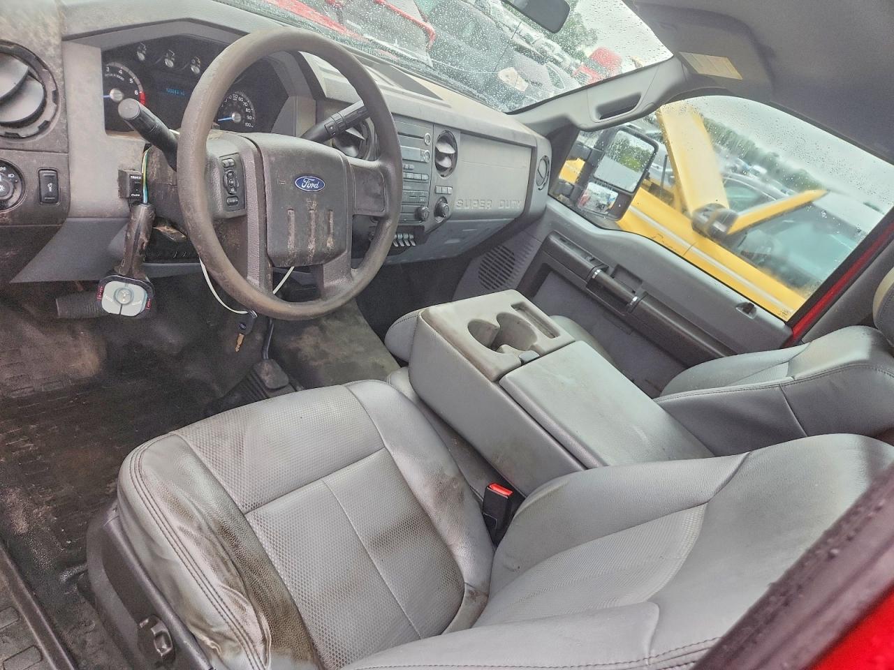 2013 Ford F250 Super Duty Red vin: 1FTBF2B68DEB89204