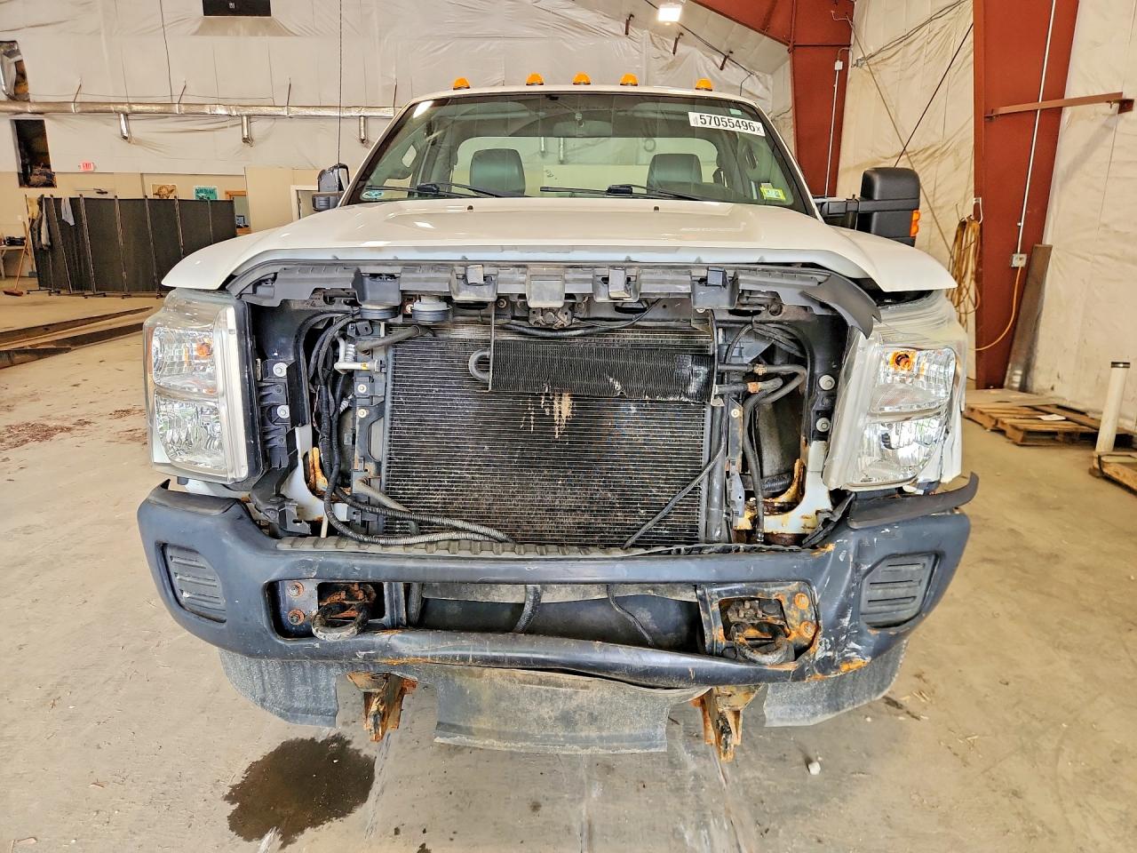 2016 Ford F250 Super Duty Белый vin: 1FTBF2B68GEC27888