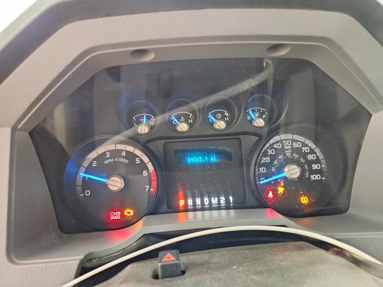 2016 Ford F250 Super Duty Белый vin: 1FTBF2B68GEC27888