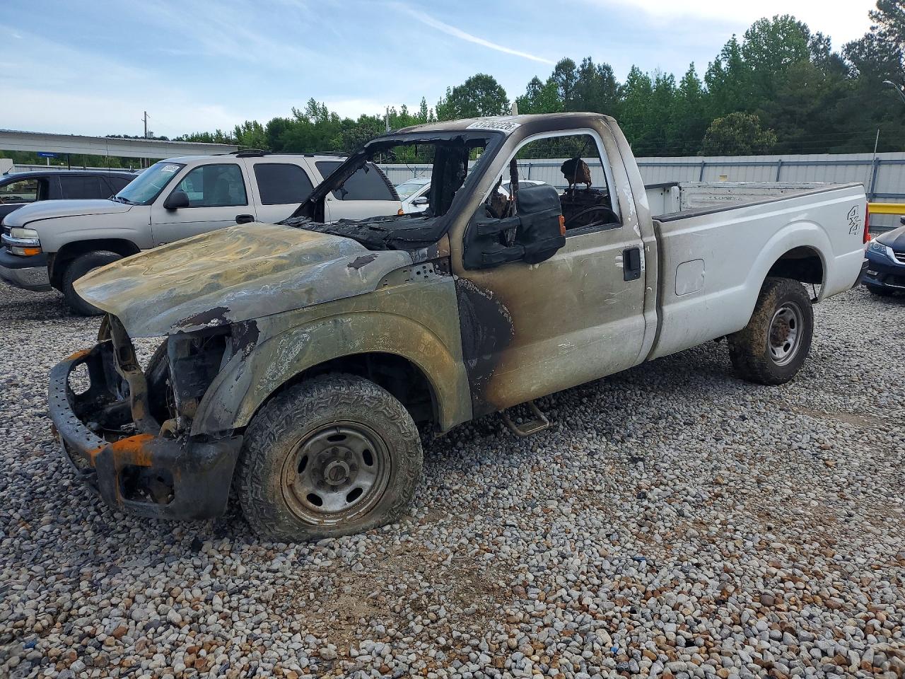 2014 Ford F250 White vin: 1FTBF2B69EEB02864