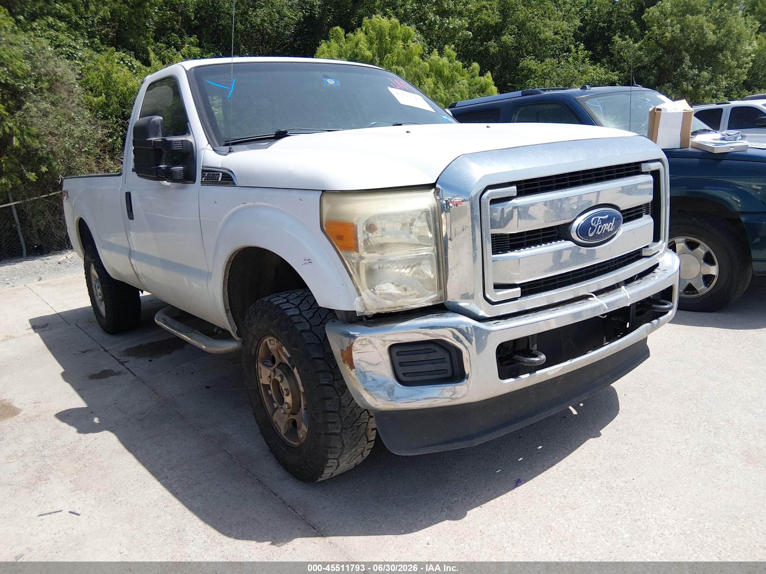 2015 Ford F-250 Xl/xlt White vin: 1FTBF2B69FEC62387