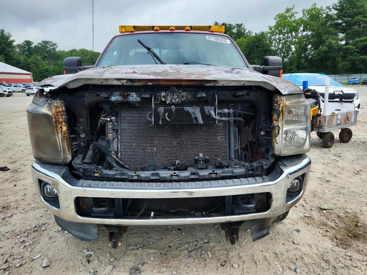 2012 Ford F250 Super Duty Red vin: 1FTBF2B6XCEA52778