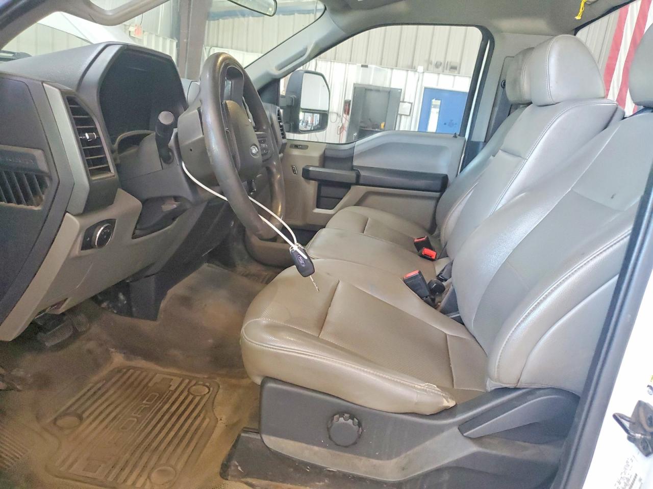 2022 Ford F250 Super Duty White vin: 1FTBF2B6XNED58107