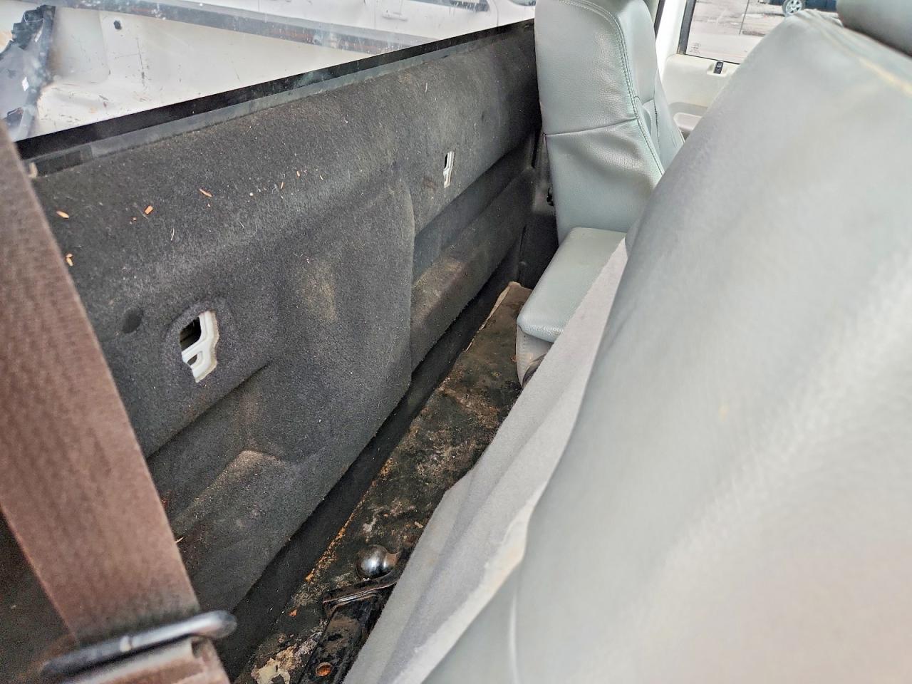 2013 Ford F250 Super Duty White vin: 1FTBF2BT4DEA37488