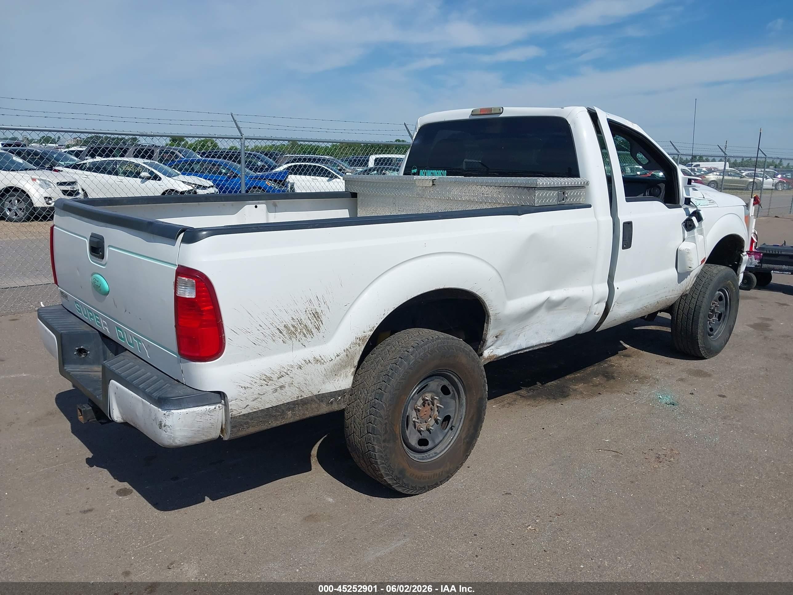 2015 Ford F-250 Xl White vin: 1FTBF2BTXFEC34989