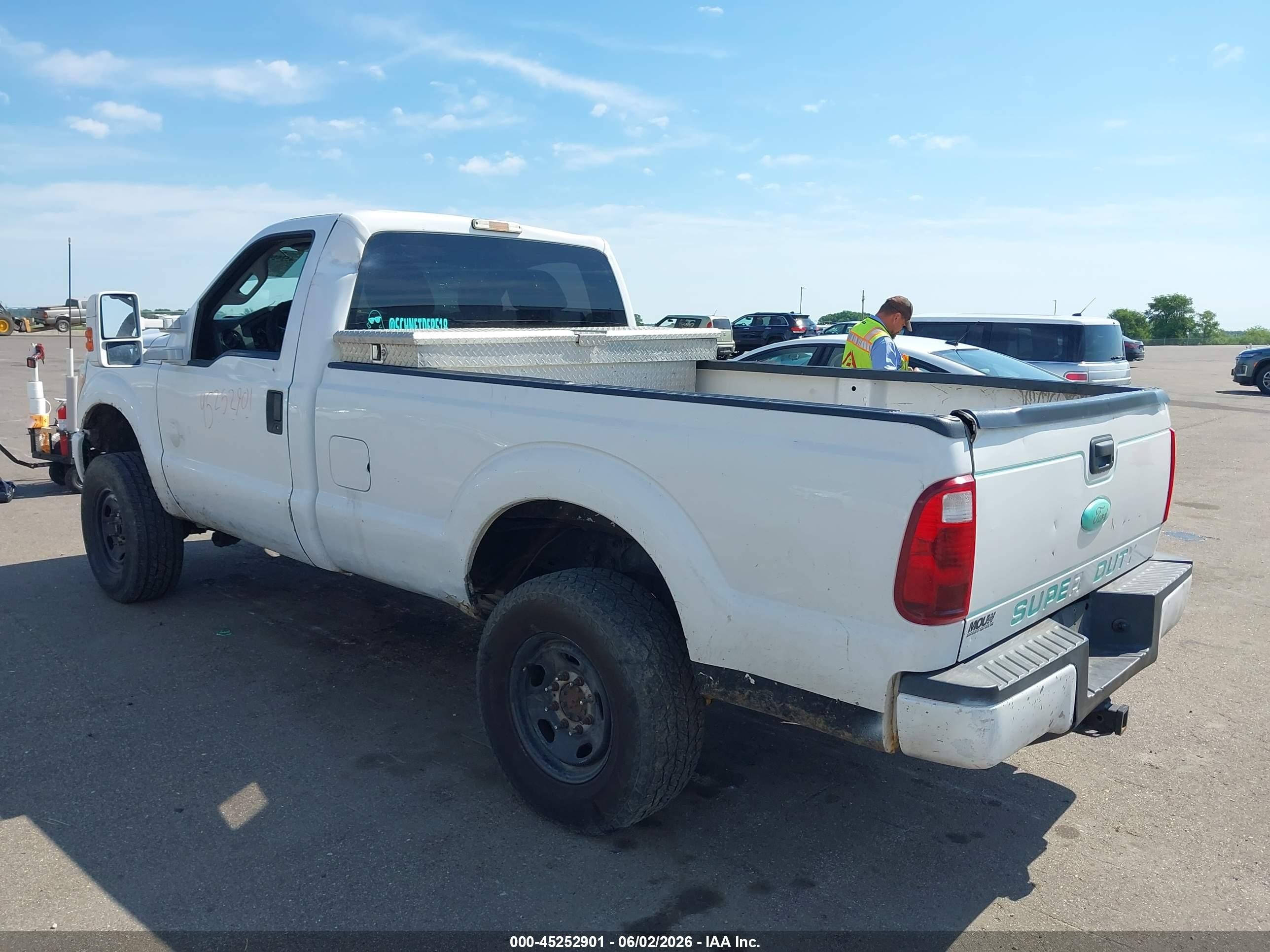 2015 Ford F-250 Xl White vin: 1FTBF2BTXFEC34989
