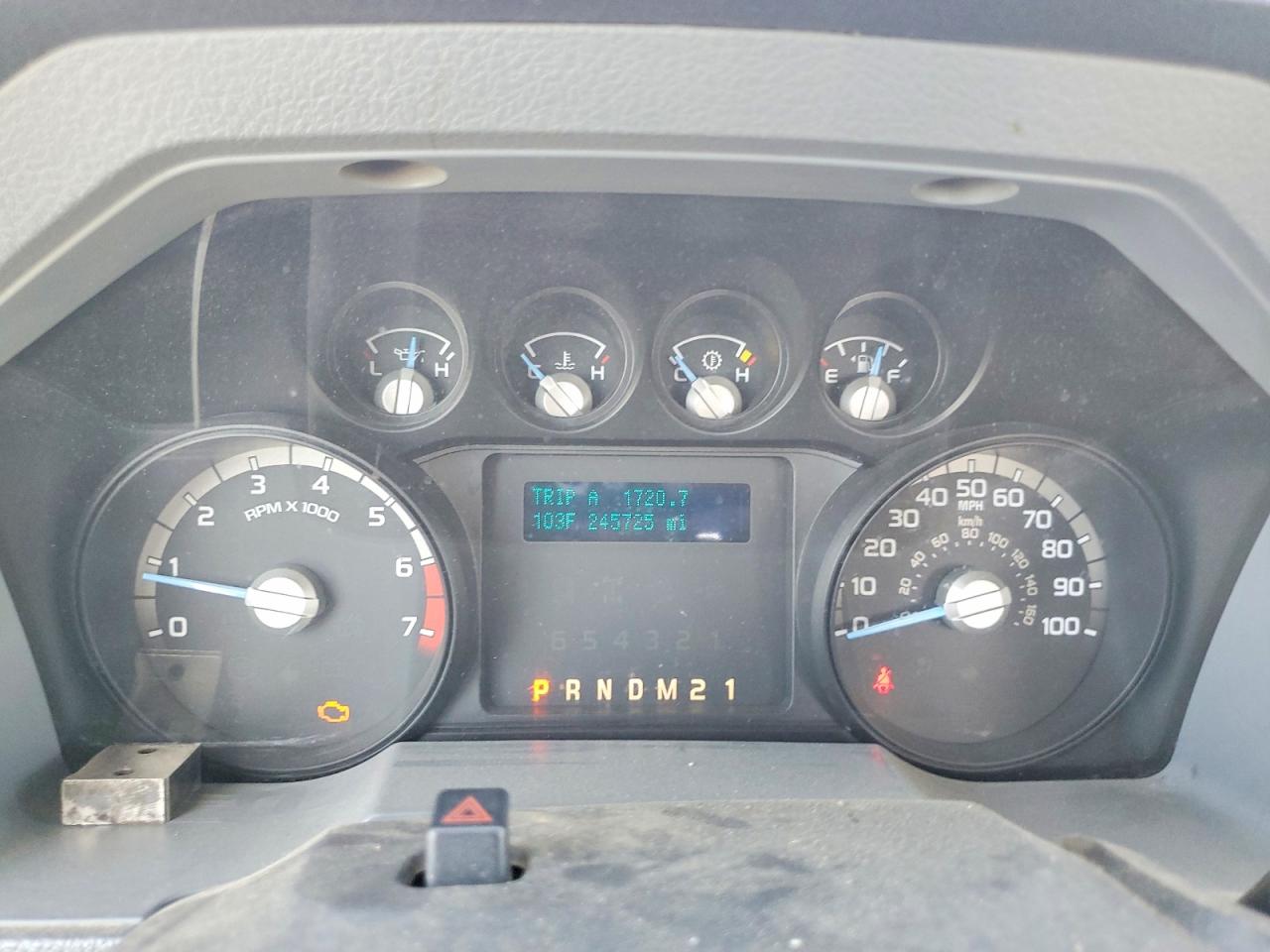 2015 Ford F350 Super Duty Белый vin: 1FTBF3A61FEB80113