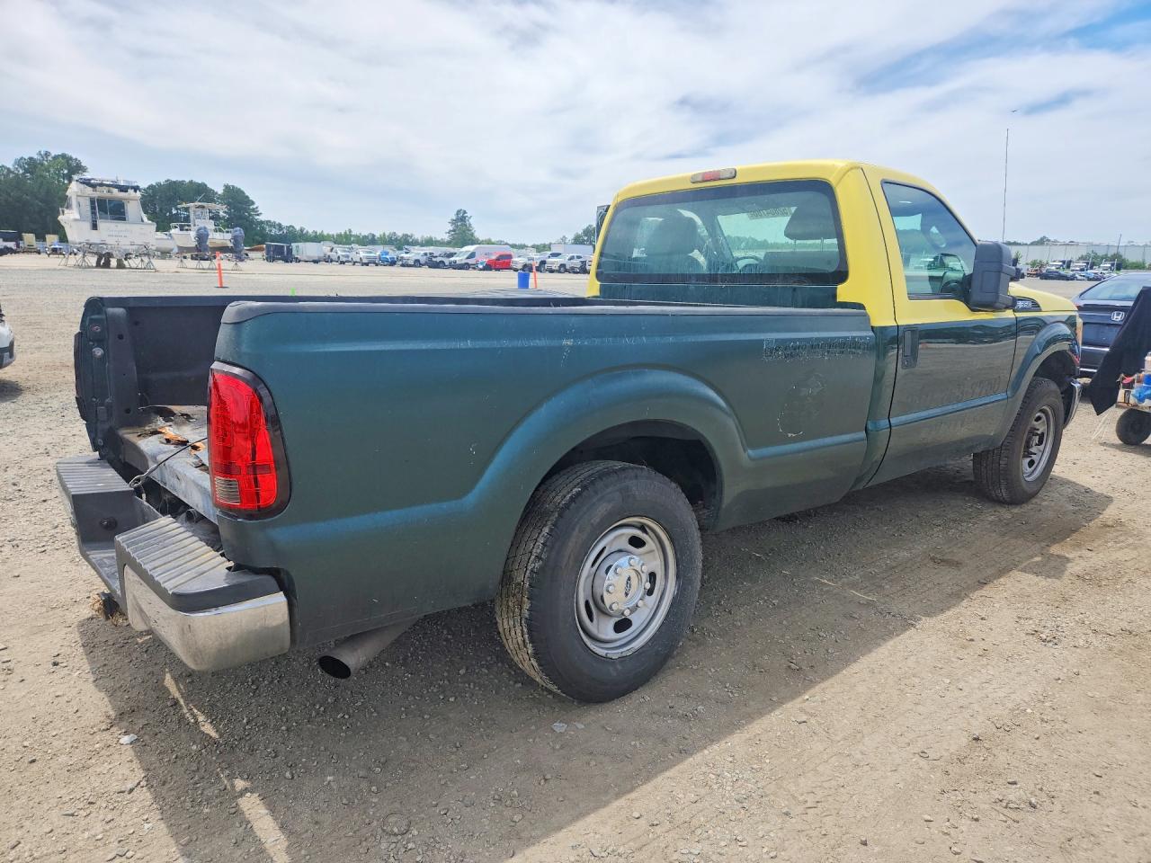 2011 Ford F350 Super Duty Green vin: 1FTBF3A62BEC31015