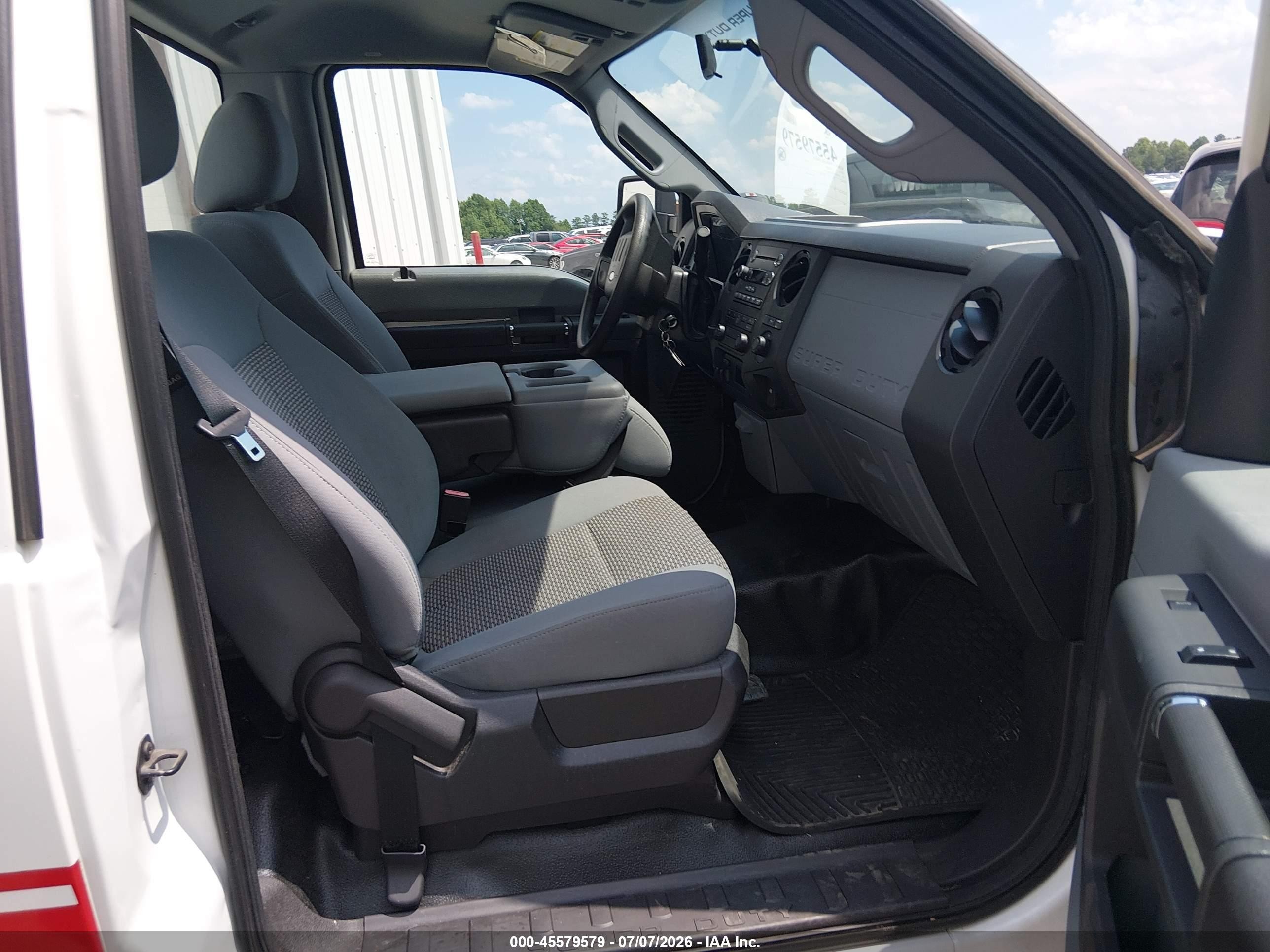2014 Ford F-350 Xl Белый vin: 1FTBF3A65EEB81781