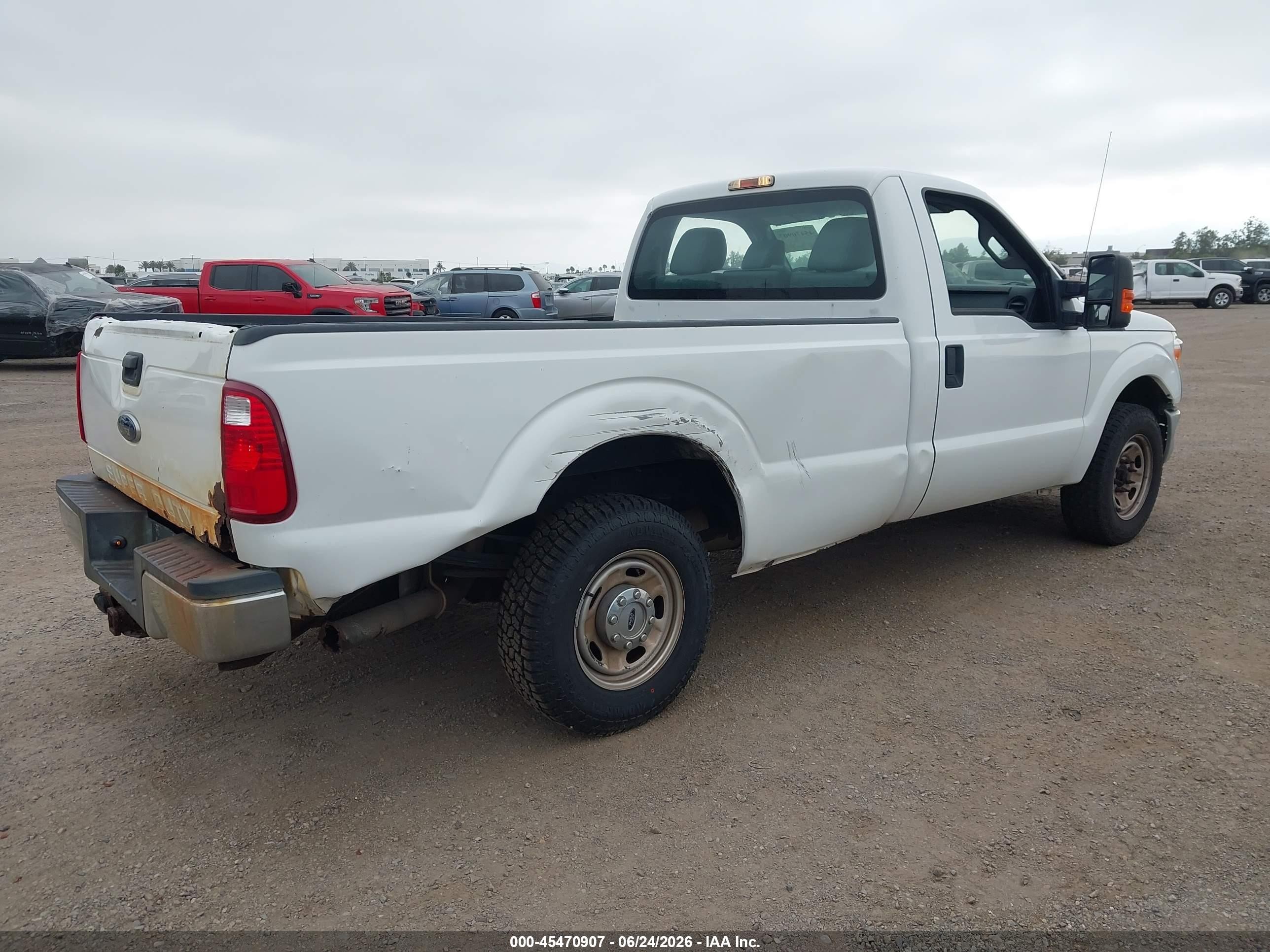 2015 Ford F-350 Xl/xlt White vin: 1FTBF3A66FED16736