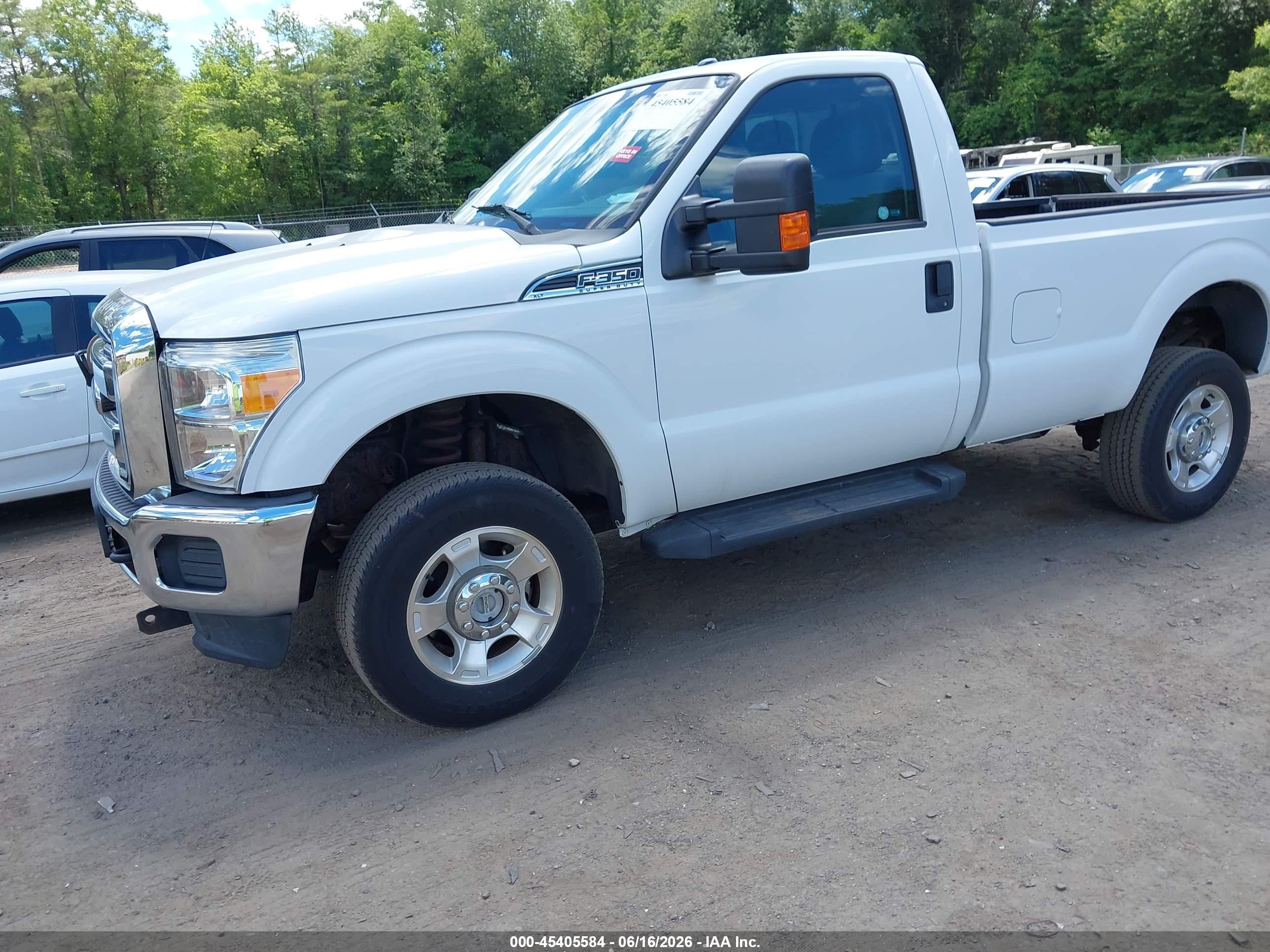 2015 Ford F-350 Xl/xlt White vin: 1FTBF3B64FEB96563