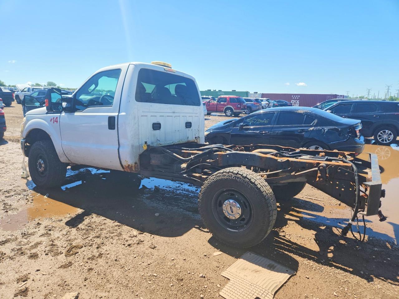 2014 Ford F350 Super Duty White vin: 1FTBF3B65EEB17254