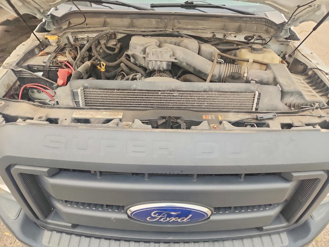 2015 Ford F350 Super Duty Белый vin: 1FTBF3B69FEC57406