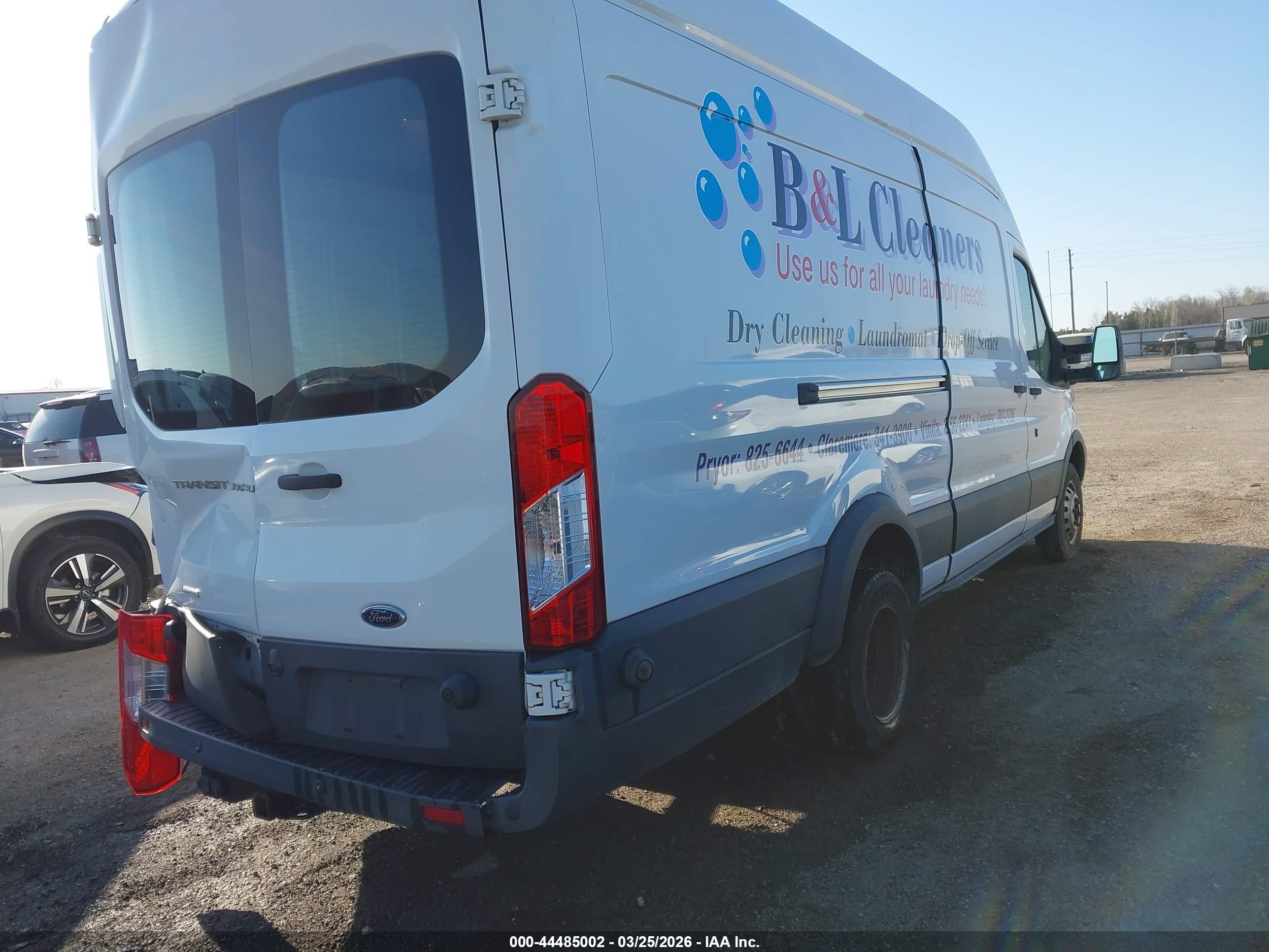 2016 Ford Transit-350   Белый vin: 1FTBF4XG5GKB47236