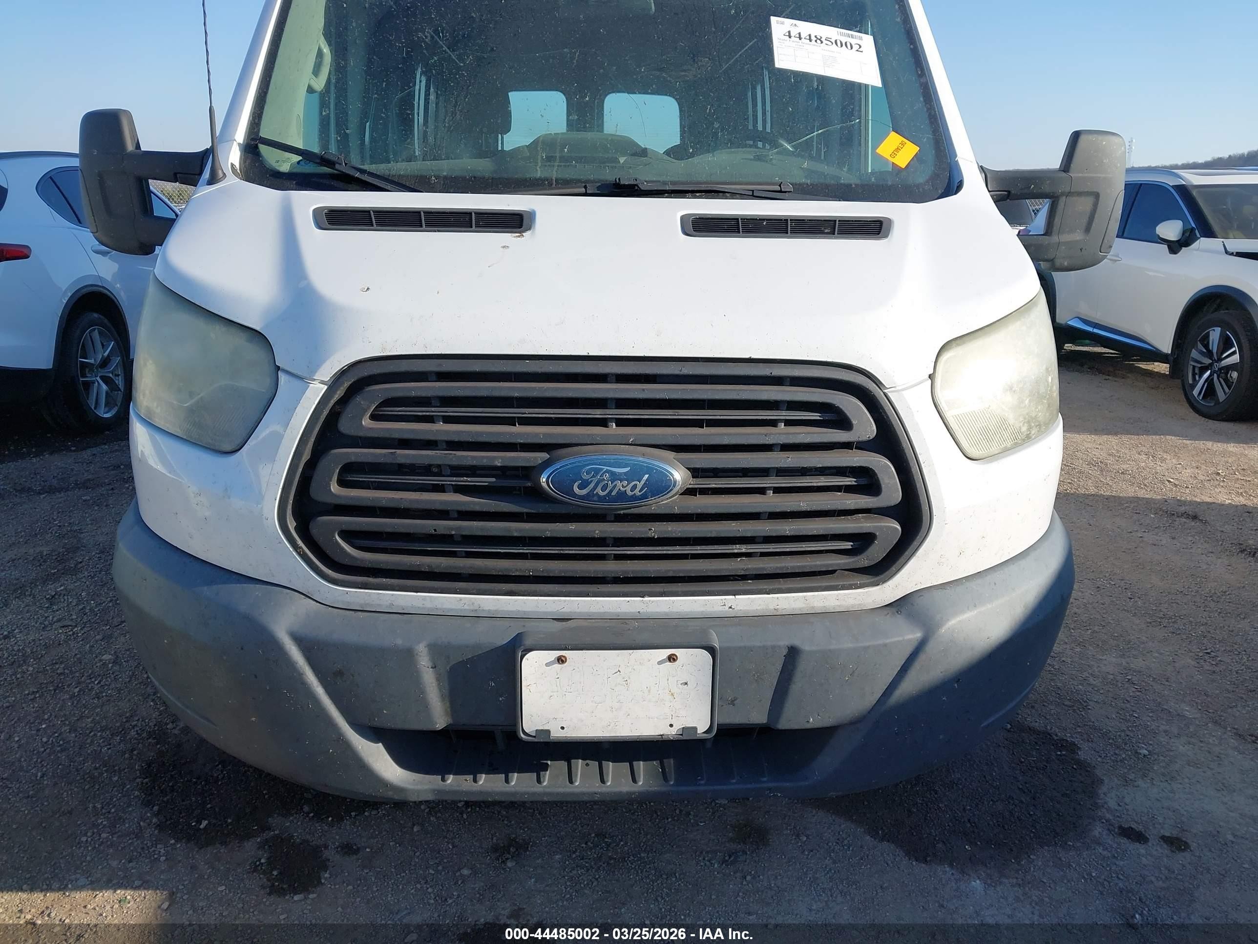 2016 Ford Transit-350   Белый vin: 1FTBF4XG5GKB47236