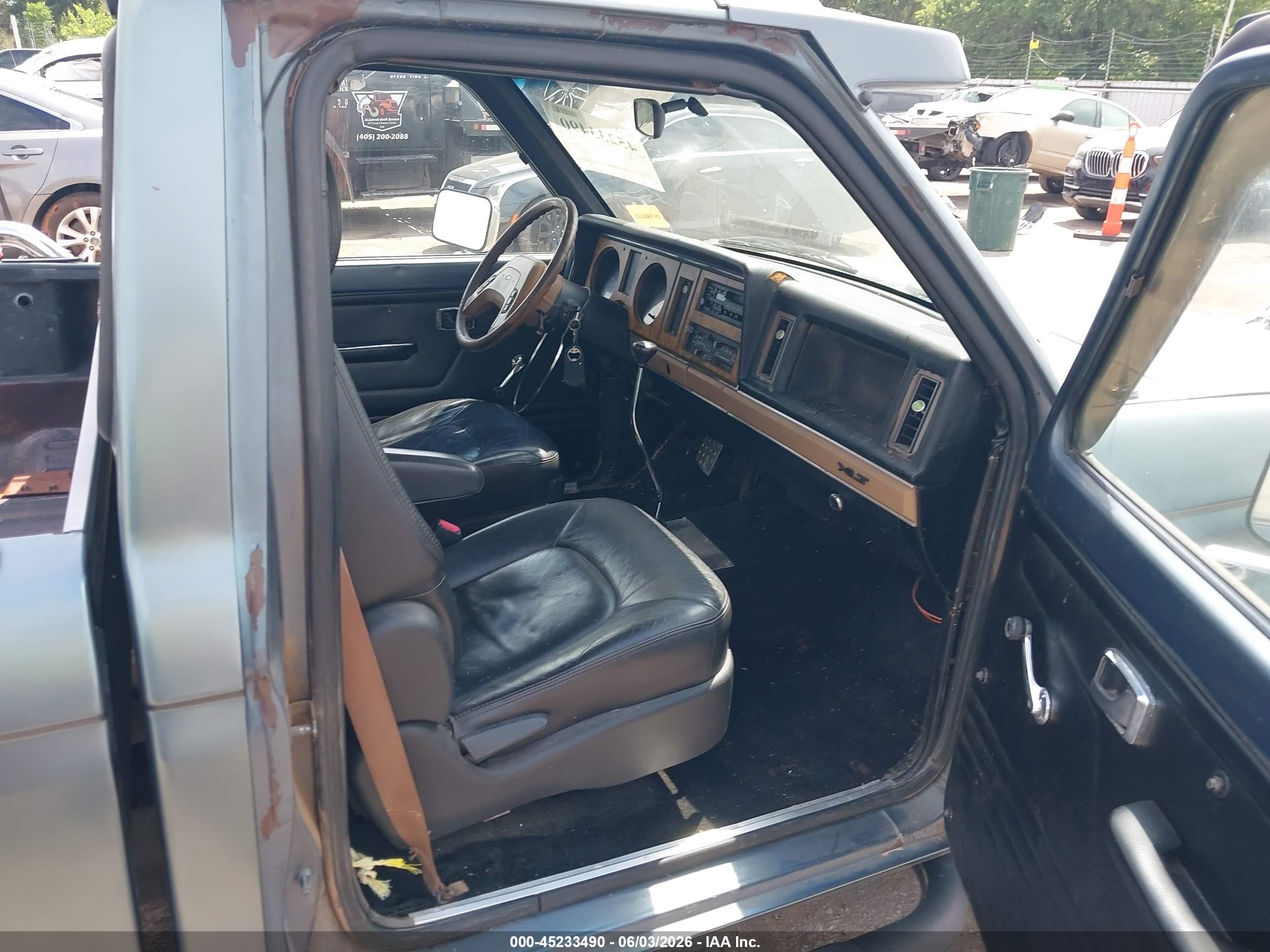 1987 Ford Ranger   Blue vin: 1FTBR10AXHUB52305