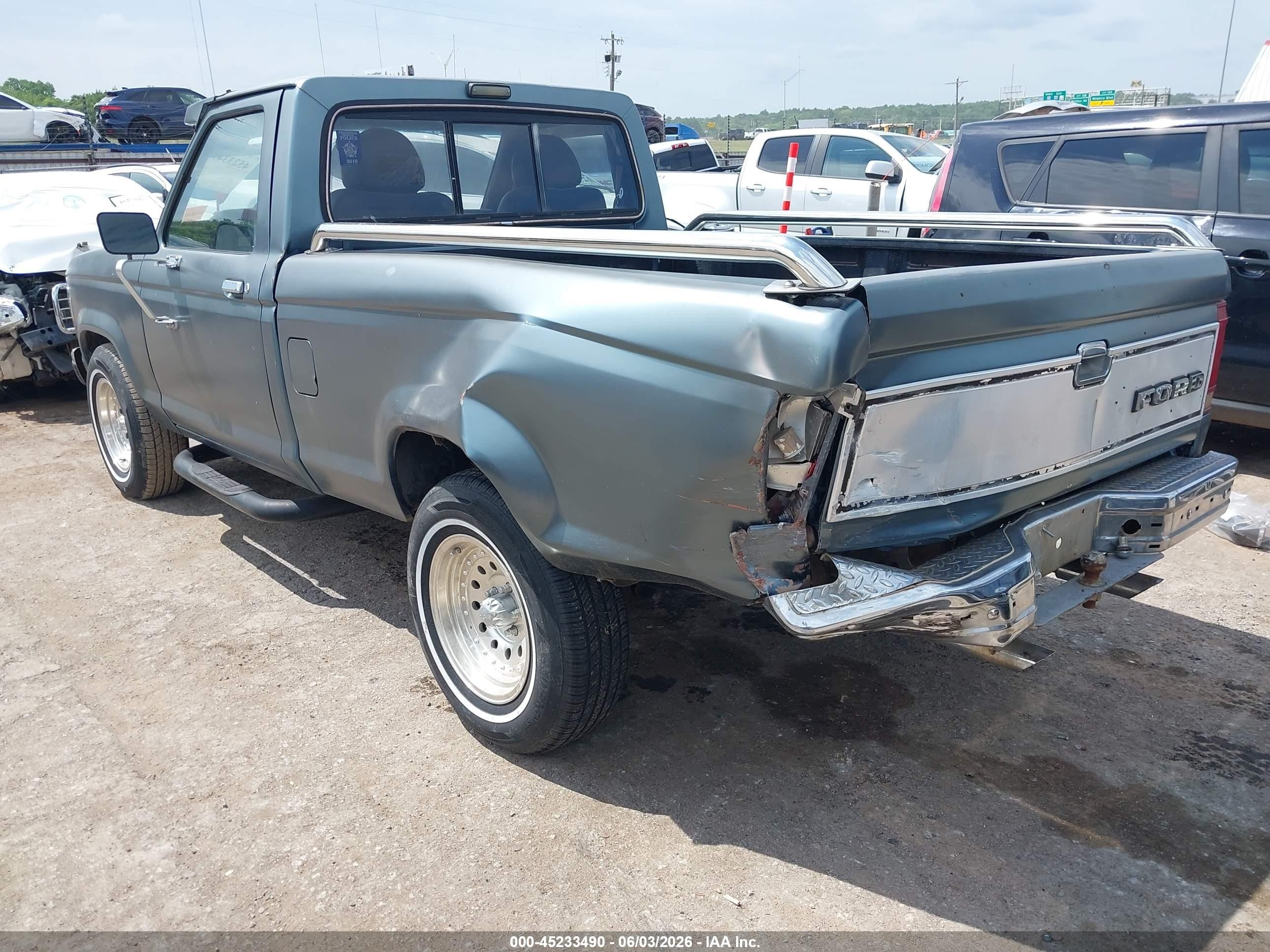 1987 Ford Ranger   Blue vin: 1FTBR10AXHUB52305