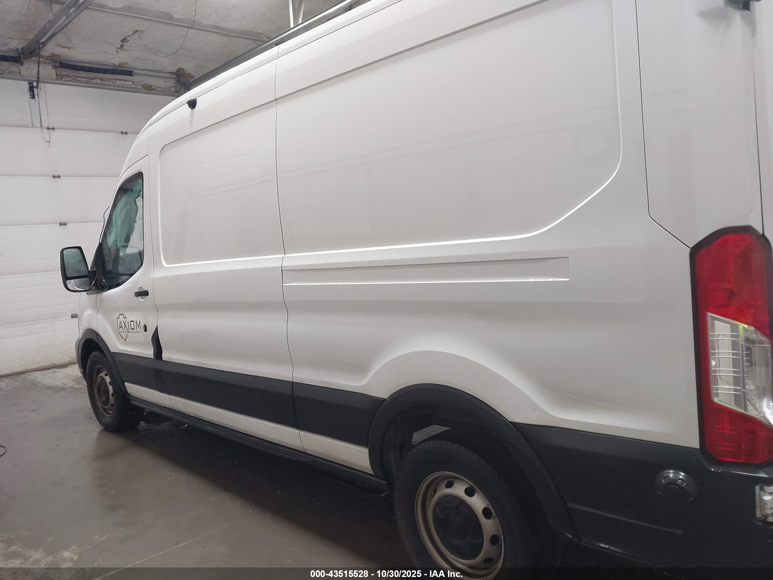 2020 Ford Transit-250   White vin: 1FTBR1C82LKB03077