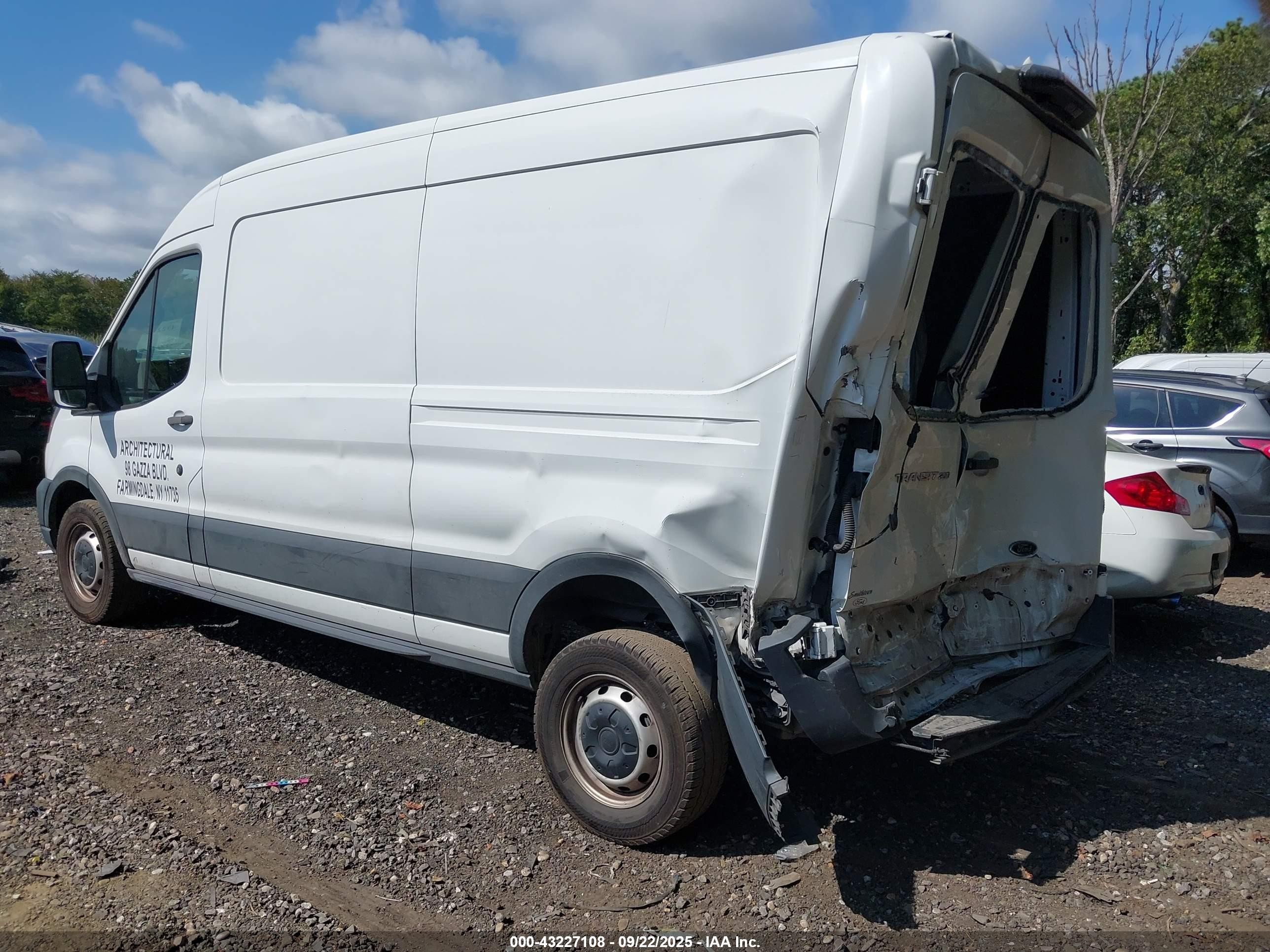 2021 Ford Transit-250   White vin: 1FTBR1C85MKA10538