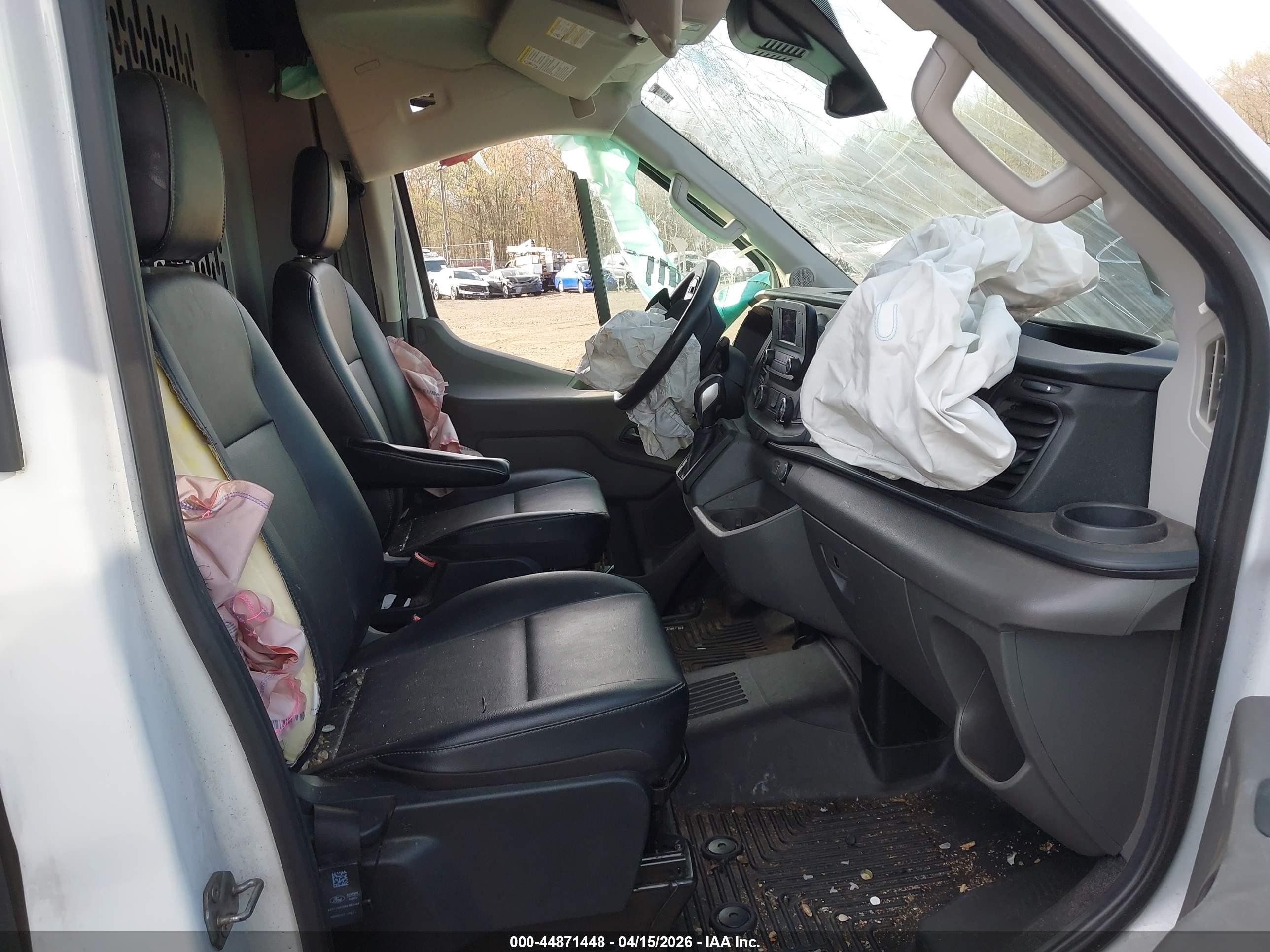 2023 Ford Transit-250   Белый vin: 1FTBR1C86PKA91988