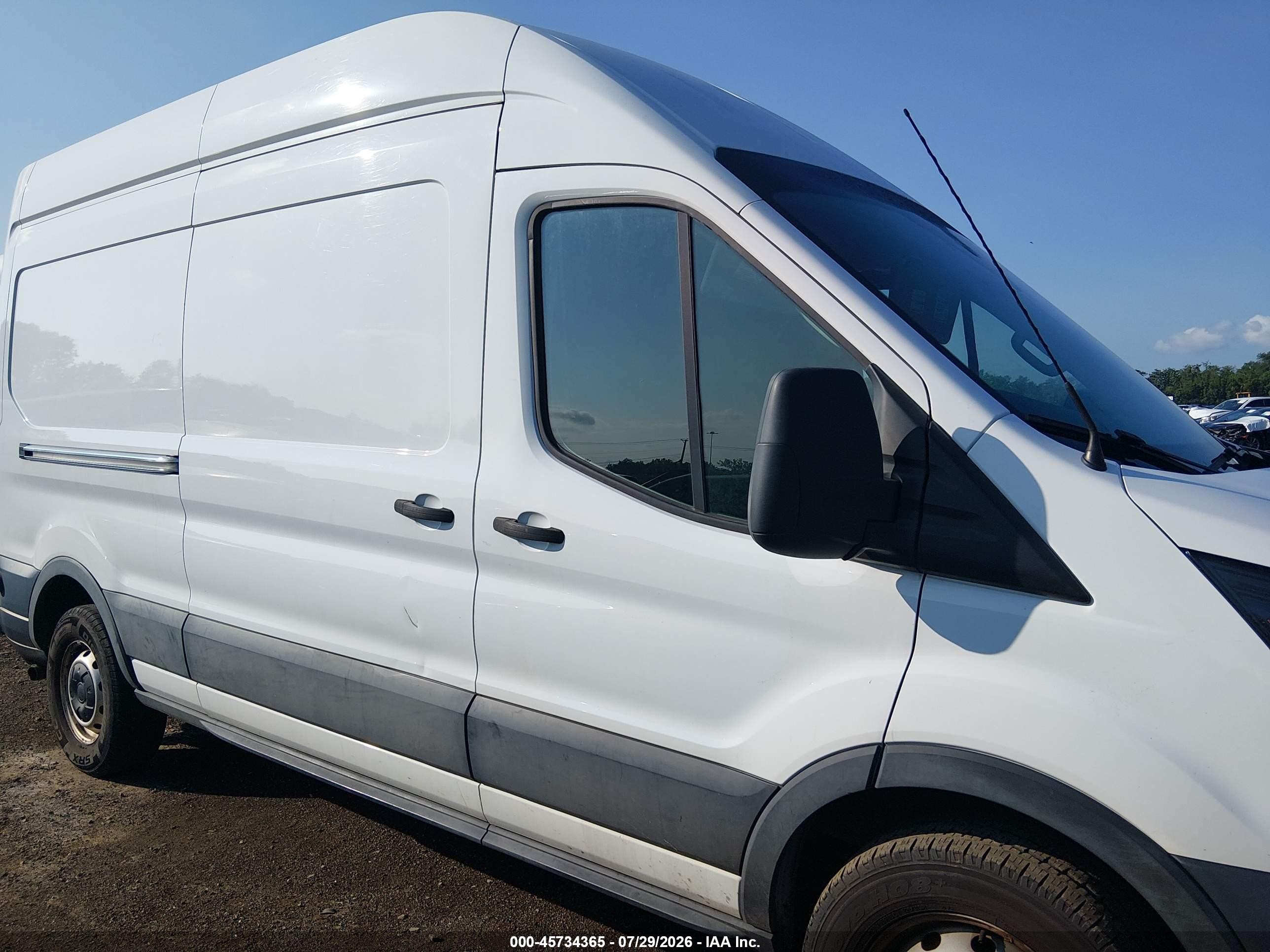 2020 Ford Transit-250   White vin: 1FTBR1X83LKB60849